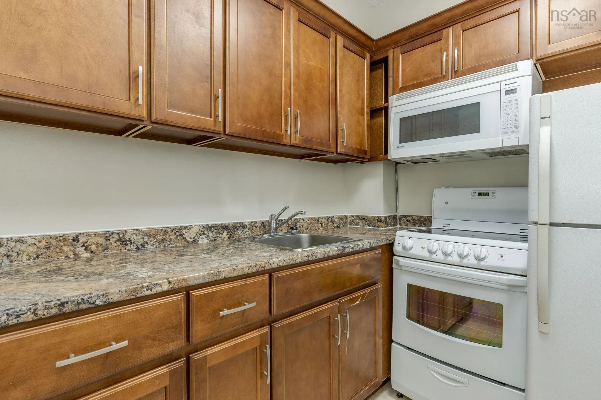 1005-5959 Spring Garden Road, Halifax, NS B3H 1Y5, 1 Bedroom Bedrooms, ,1 BathroomBathrooms,Residential,For Sale,Spring Garden,202524947