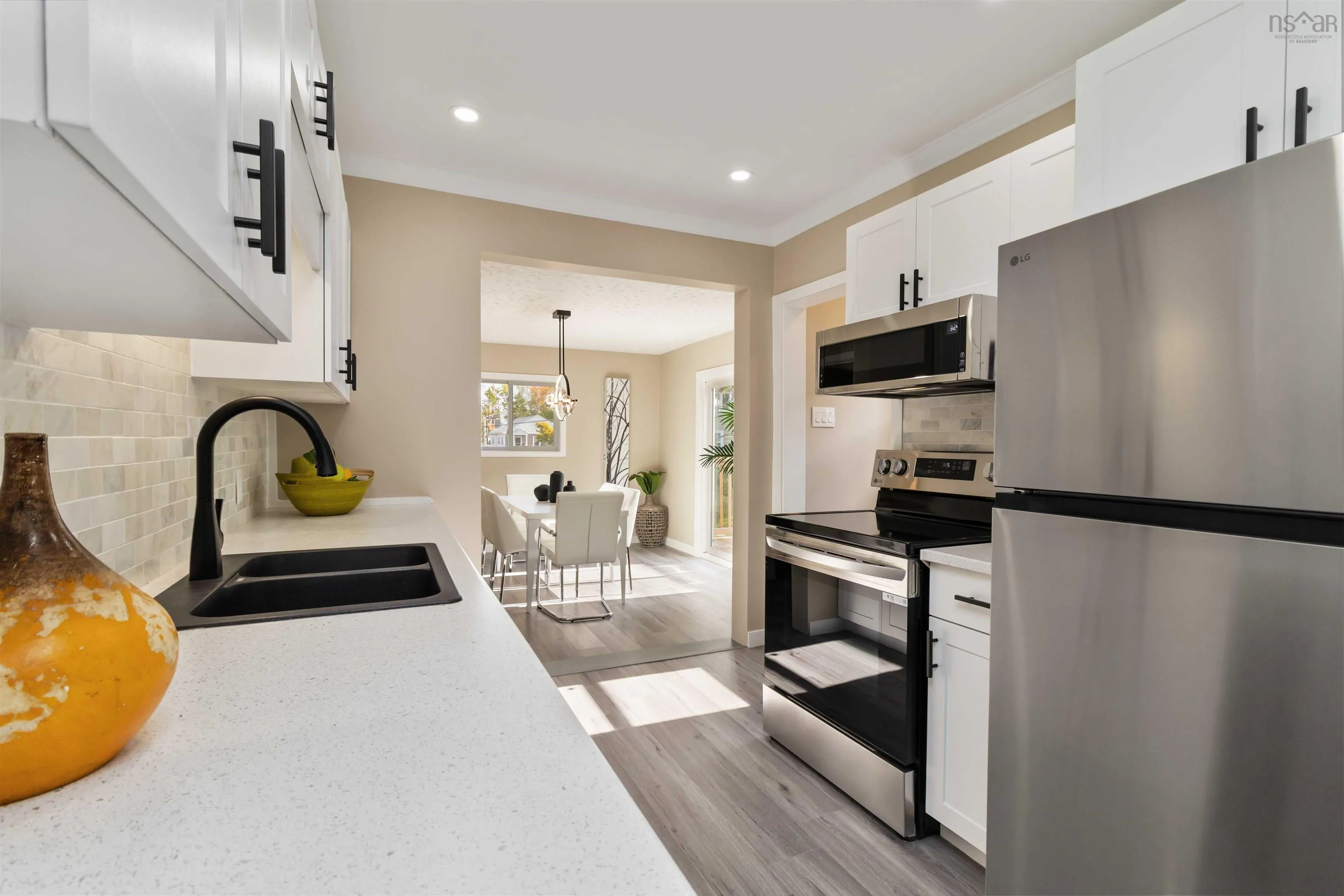 27 Arvida Avenue, Halifax, NS B3R 1K7, 4 Bedrooms Bedrooms, ,1 BathroomBathrooms,Residential,For Sale,Arvida,202524859