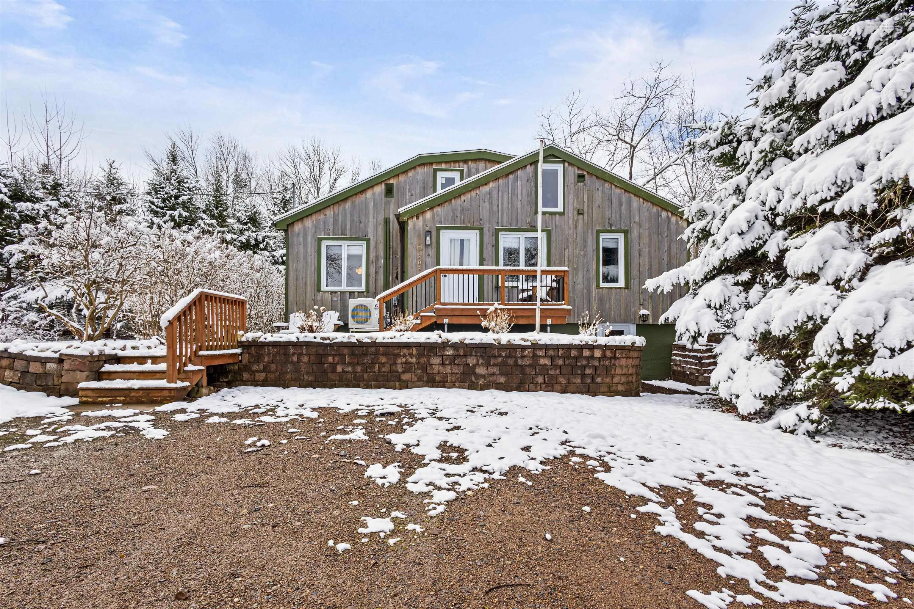 202 Gaspereau Avenue, Wolfville Ns B4p 2e6, 5 Bedrooms Bedrooms, ,2 BathroomsBathrooms,Residential,For Sale,Gaspereau,202507402