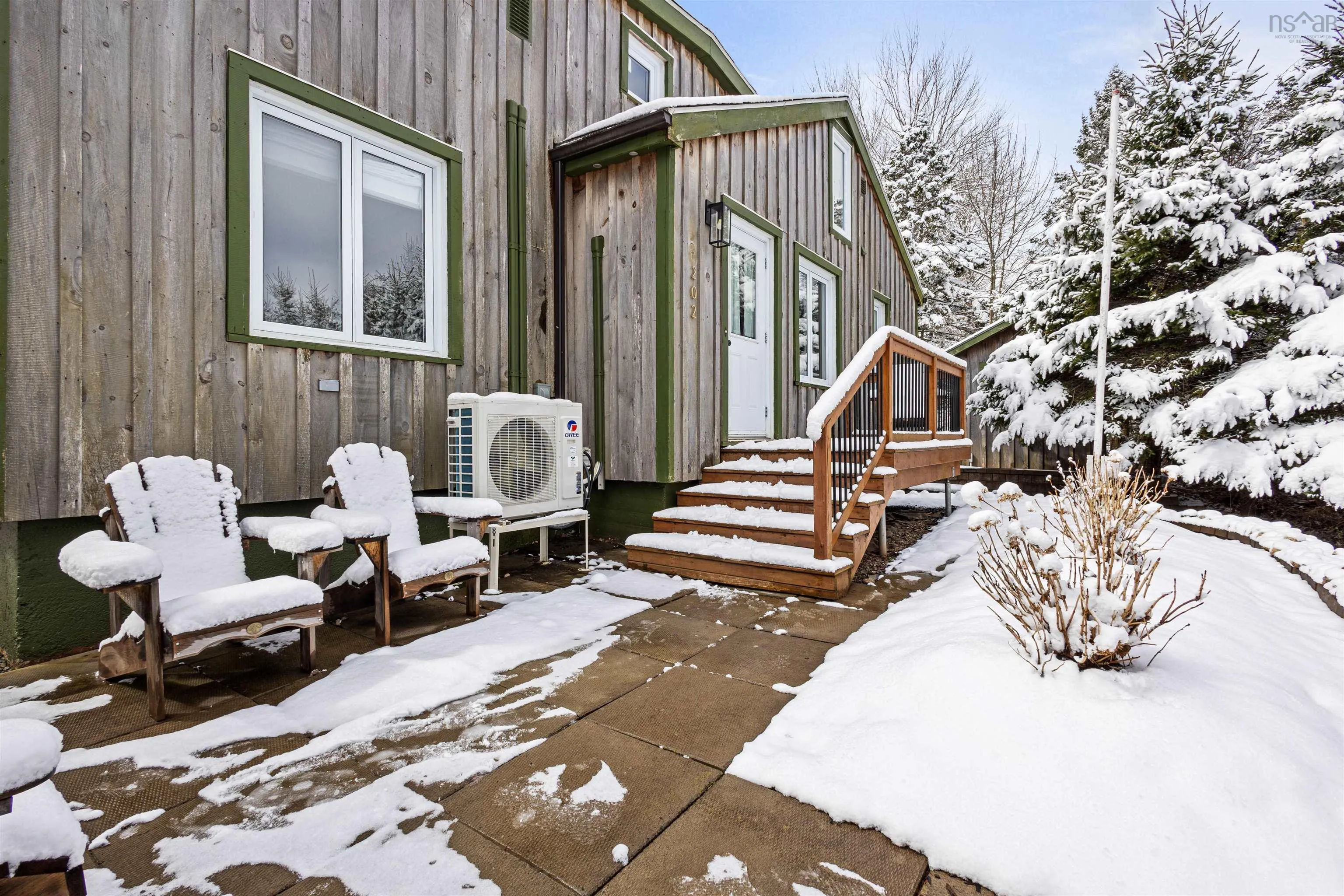 202 Gaspereau Avenue, Wolfville Ns B4p 2e6, 5 Bedrooms Bedrooms, ,2 BathroomsBathrooms,Residential,For Sale,Gaspereau,202507402