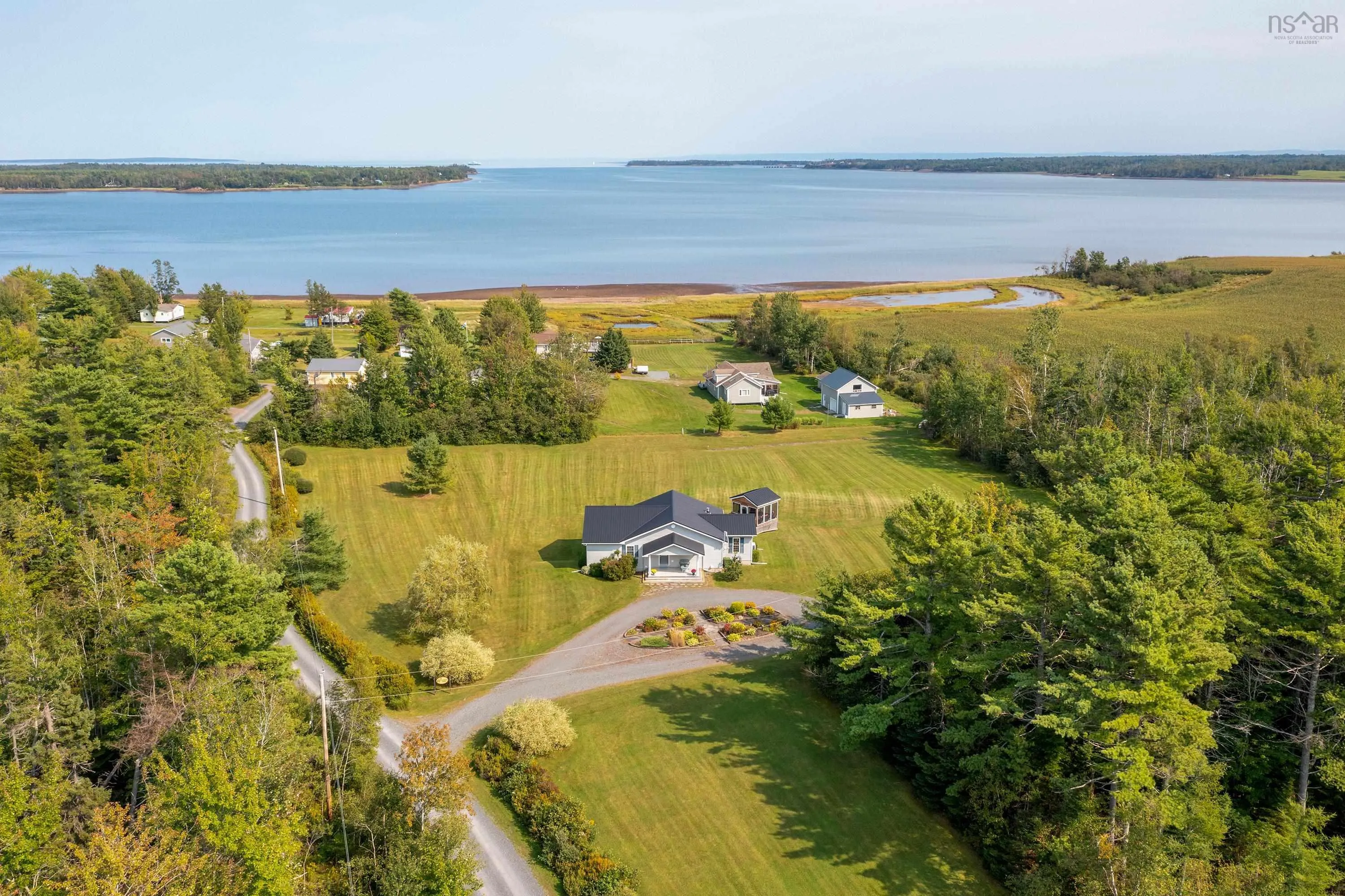 70 Davidson Lane, Waterside Ns B0k 1h0, 3 Bedrooms Bedrooms, ,3 BathroomsBathrooms,Residential,For Sale,Davidson,202509643