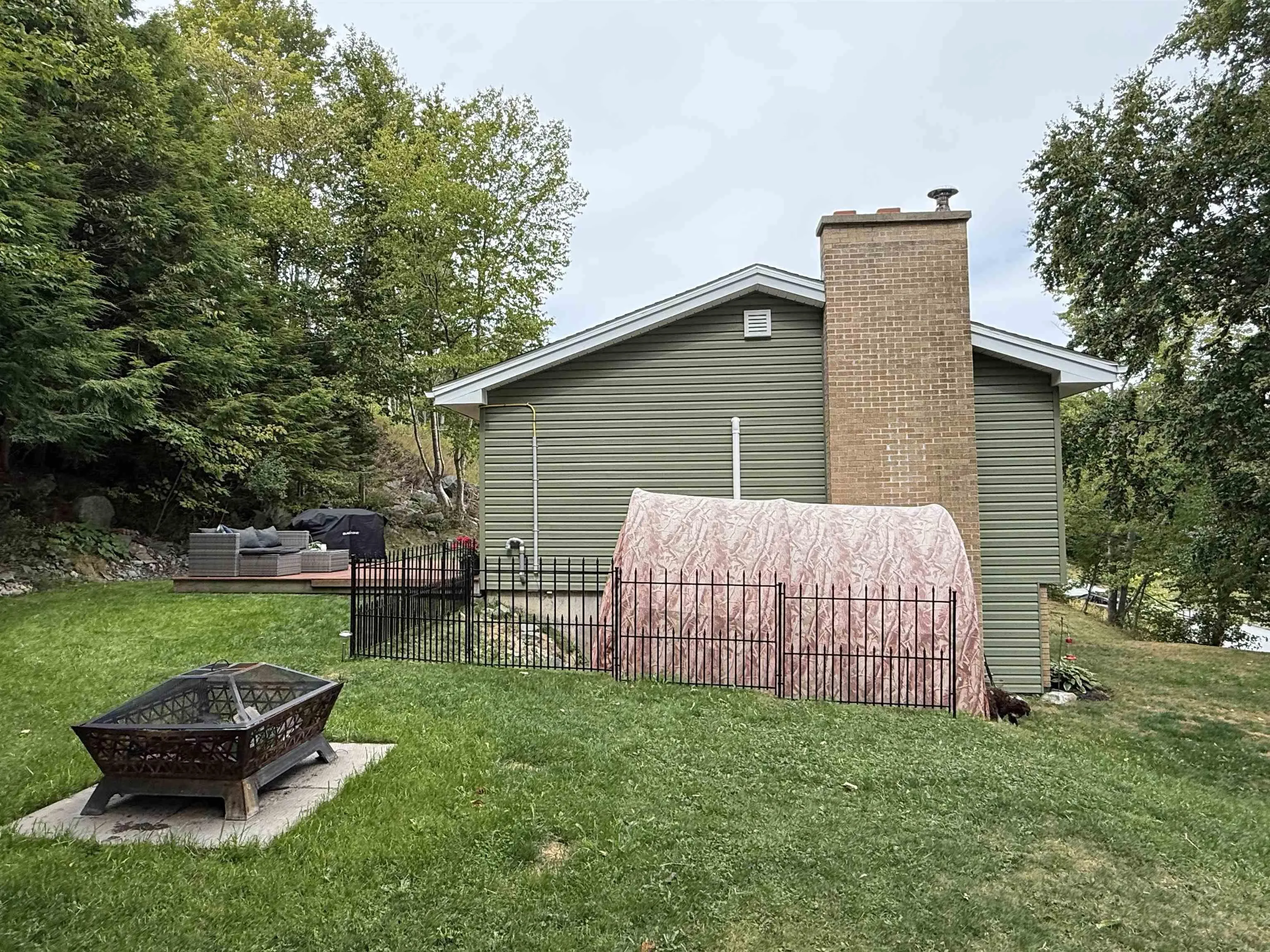 37 Echo Forest Drive, Lake Echo, NS B3E 1A2, 4 Bedrooms Bedrooms, ,2 BathroomsBathrooms,Residential,For Sale,Echo Forest,202522116