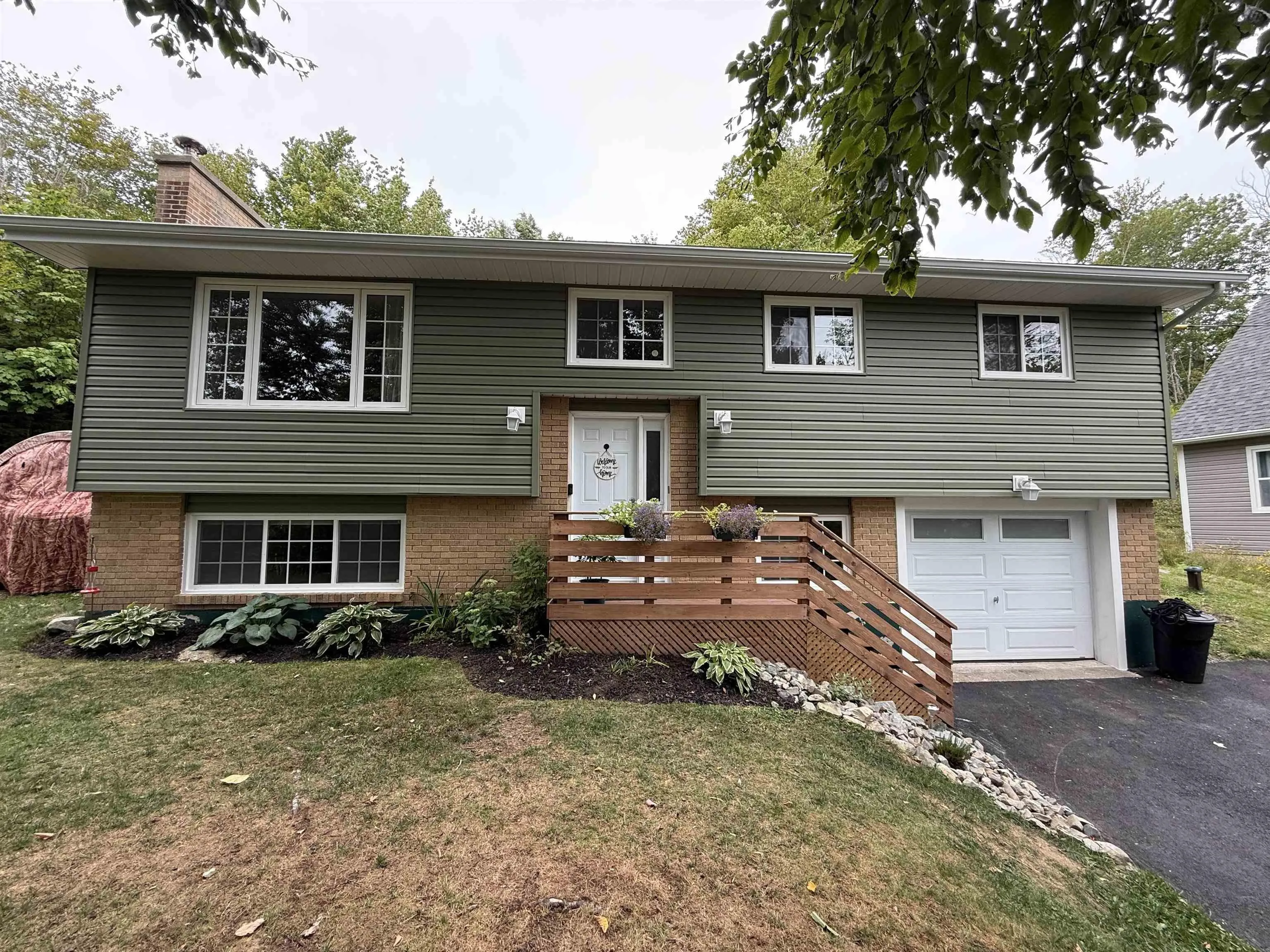 37 Echo Forest Drive, Lake Echo, NS B3E 1A2, 4 Bedrooms Bedrooms, ,2 BathroomsBathrooms,Residential,For Sale,Echo Forest,202522116