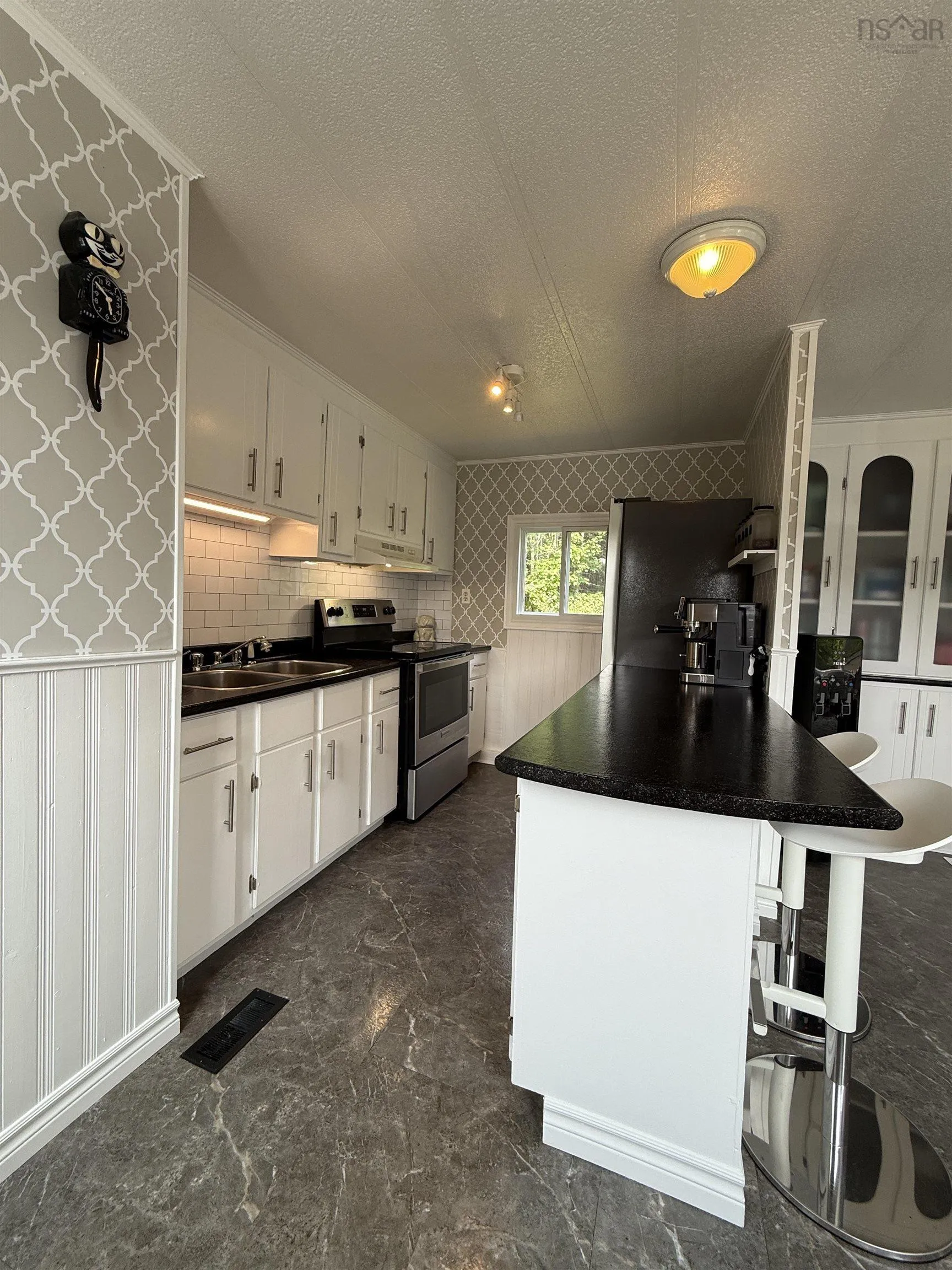 825 East Jeddore Road, East Jeddore, NS B0J 2L0, 2 Bedrooms Bedrooms, ,1 BathroomBathrooms,Residential,For Sale,East Jeddore,202520272
