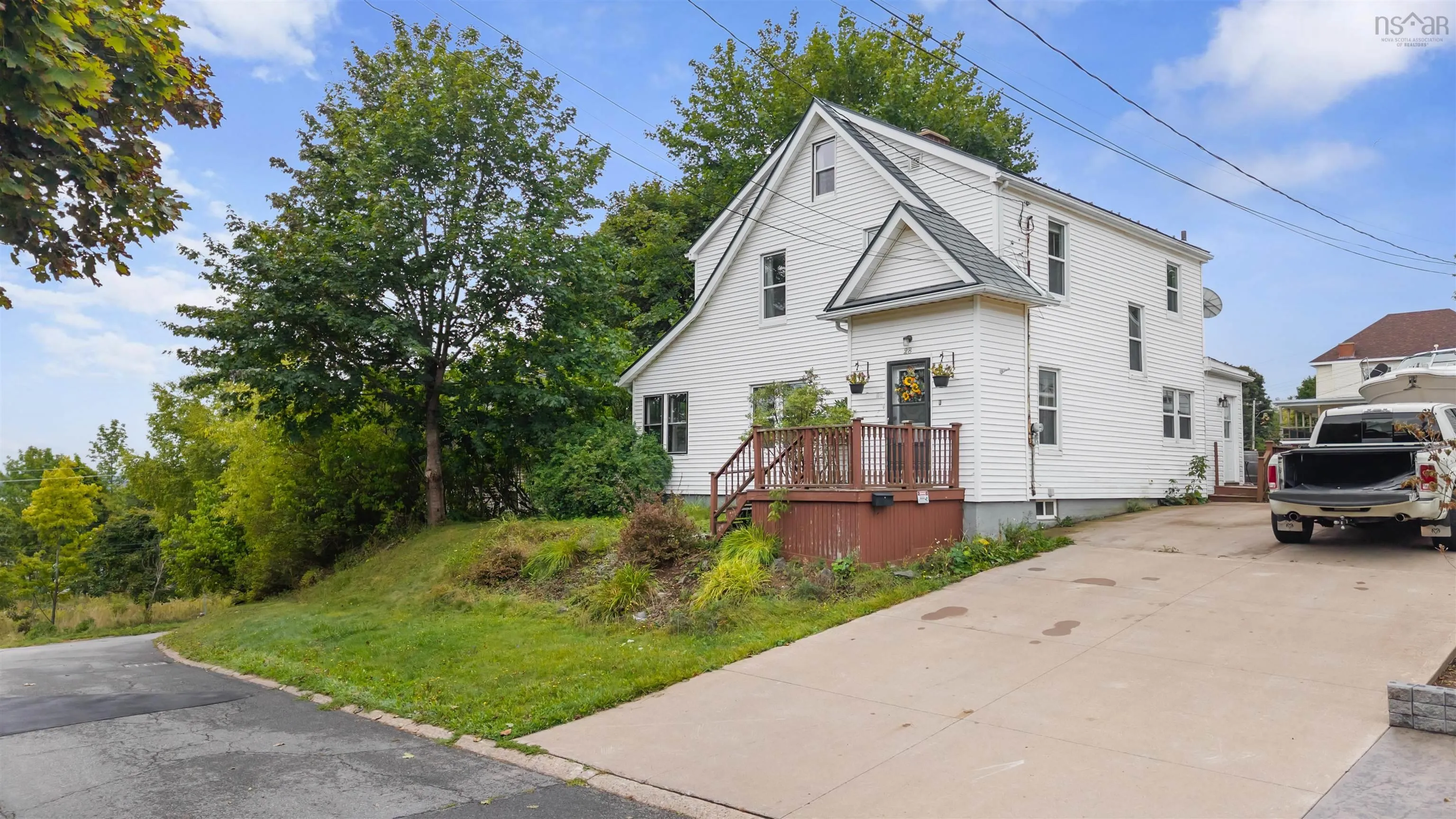 28 Mitchell Street, New Glasgow, NS B2H 1H1, 3 Bedrooms Bedrooms, ,1 BathroomBathrooms,Residential,For Sale,Mitchell,202523158
