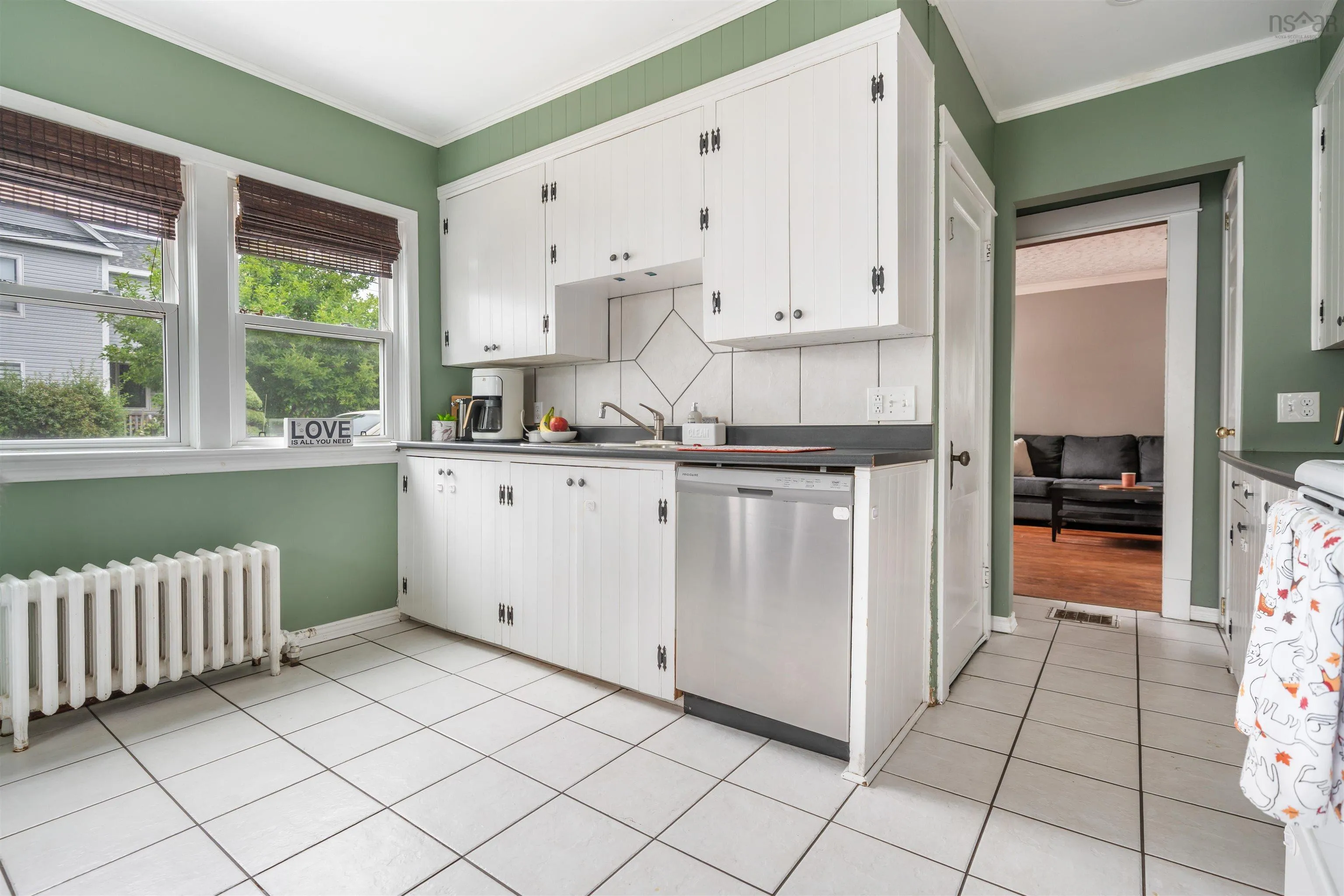 28 Mitchell Street, New Glasgow, NS B2H 1H1, 3 Bedrooms Bedrooms, ,1 BathroomBathrooms,Residential,For Sale,Mitchell,202523158