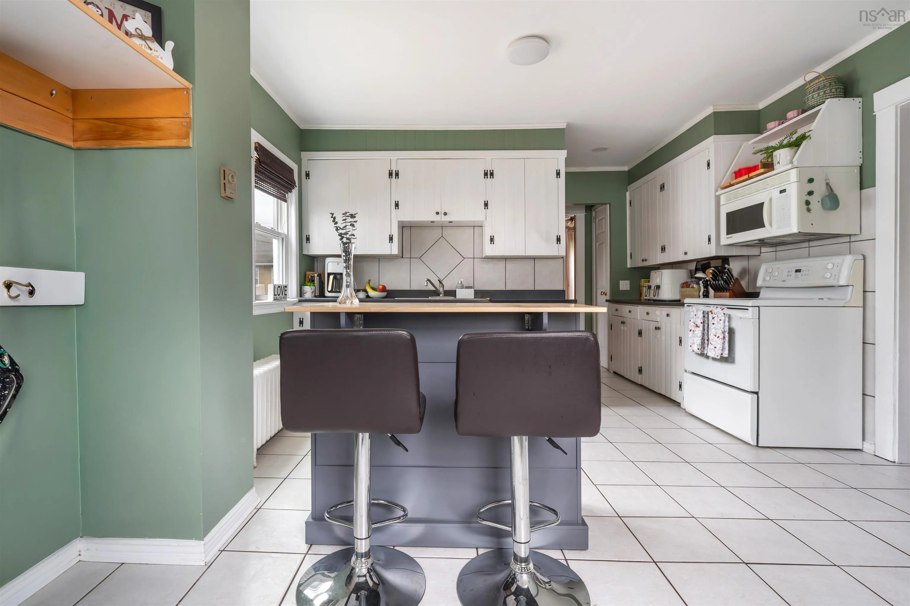 28 Mitchell Street, New Glasgow, NS B2H 1H1, 3 Bedrooms Bedrooms, ,1 BathroomBathrooms,Residential,For Sale,Mitchell,202523158