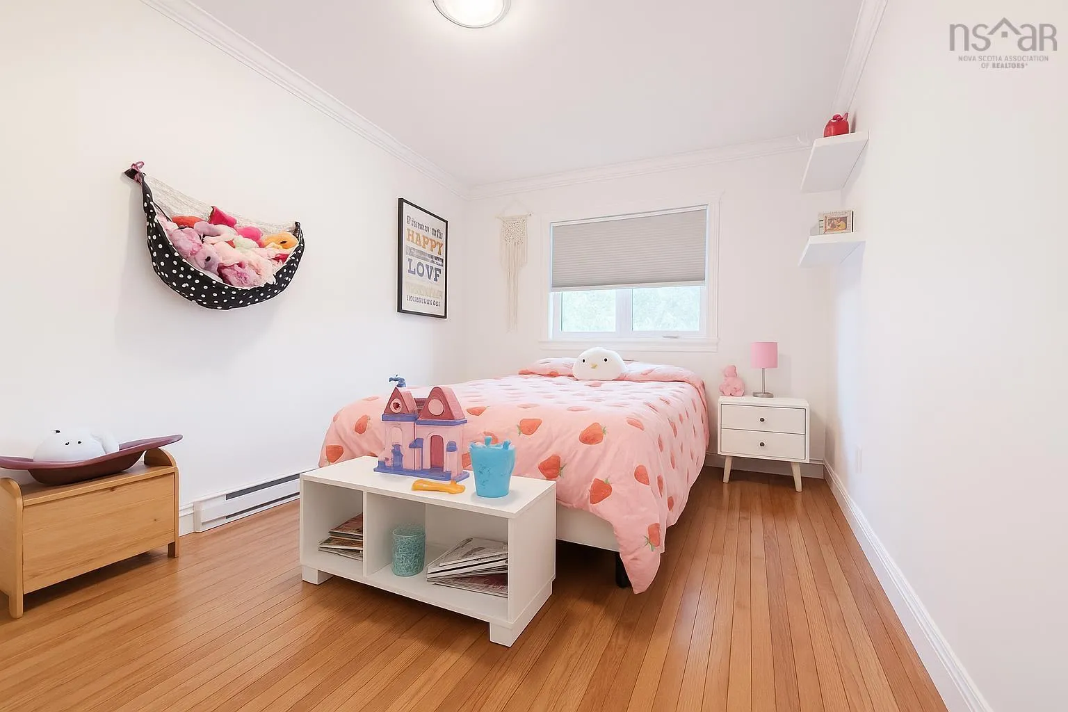 20 Youngs Road, Ingonish, NS B0C 1L0, 3 Bedrooms Bedrooms, ,1 BathroomBathrooms,Residential,For Sale,Youngs,202519284