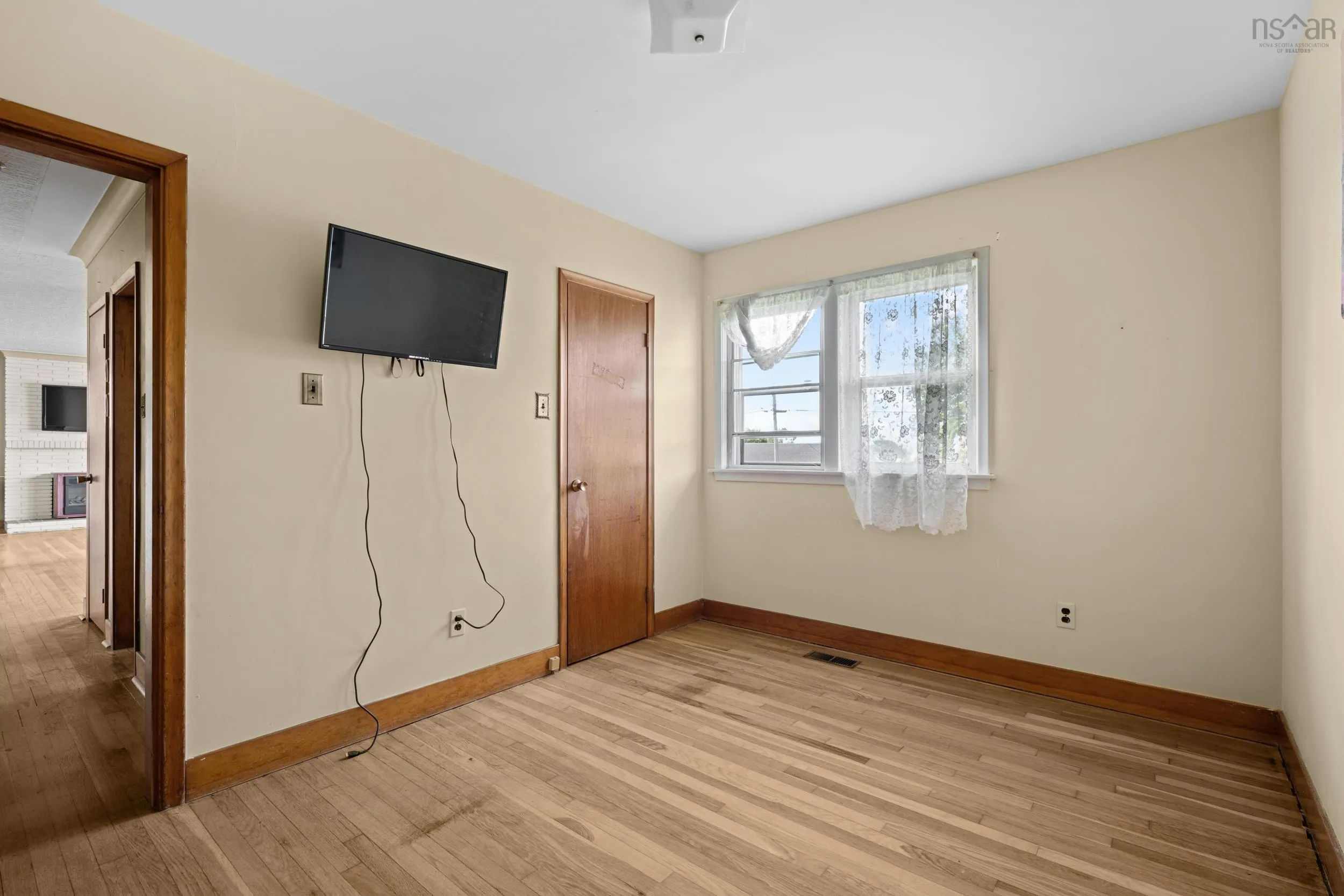 31 Raymoor Drive, Dartmouth, NS B2X 1G6, 3 Bedrooms Bedrooms, ,1 BathroomBathrooms,Residential,For Sale,Raymoor,202523000