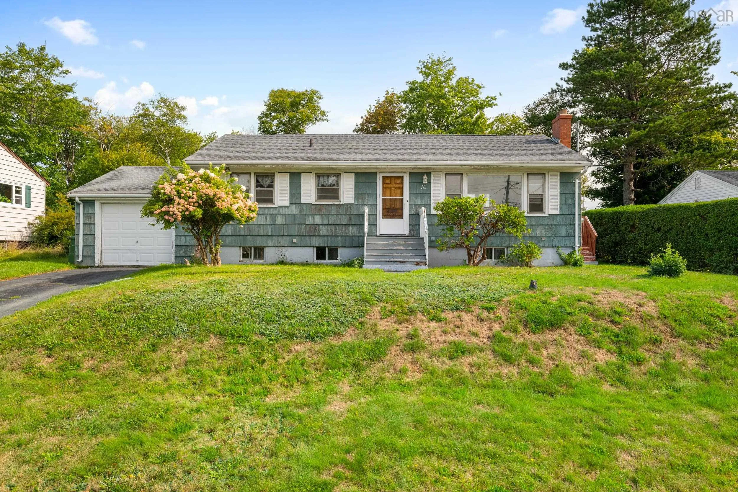 31 Raymoor Drive, Dartmouth, NS B2X 1G6, 3 Bedrooms Bedrooms, ,1 BathroomBathrooms,Residential,For Sale,Raymoor,202523000
