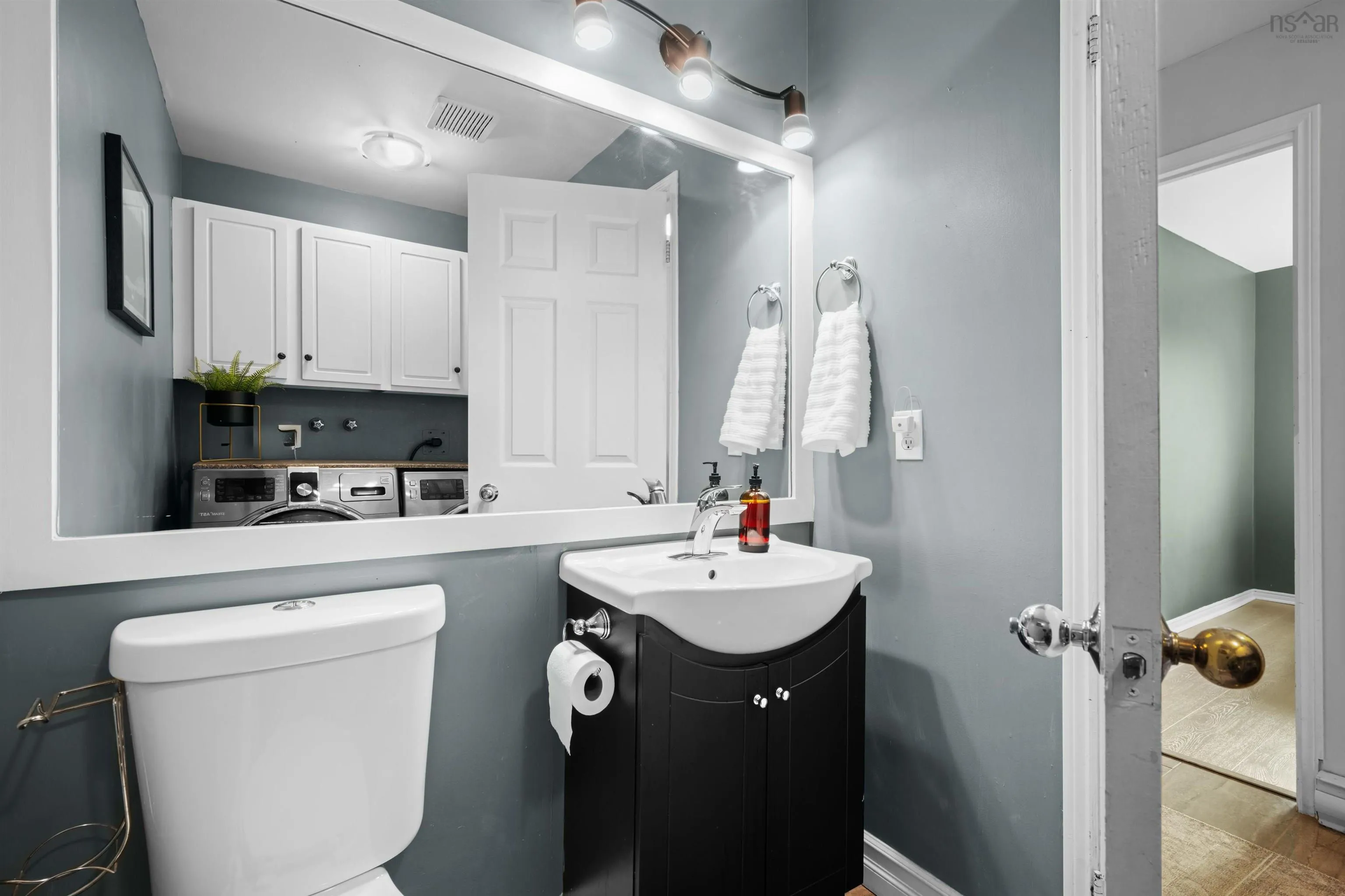 5929 Gainsborough Place, Halifax, NS B3K 5R9, 3 Bedrooms Bedrooms, ,2 BathroomsBathrooms,Residential,For Sale,Gainsborough,202519364