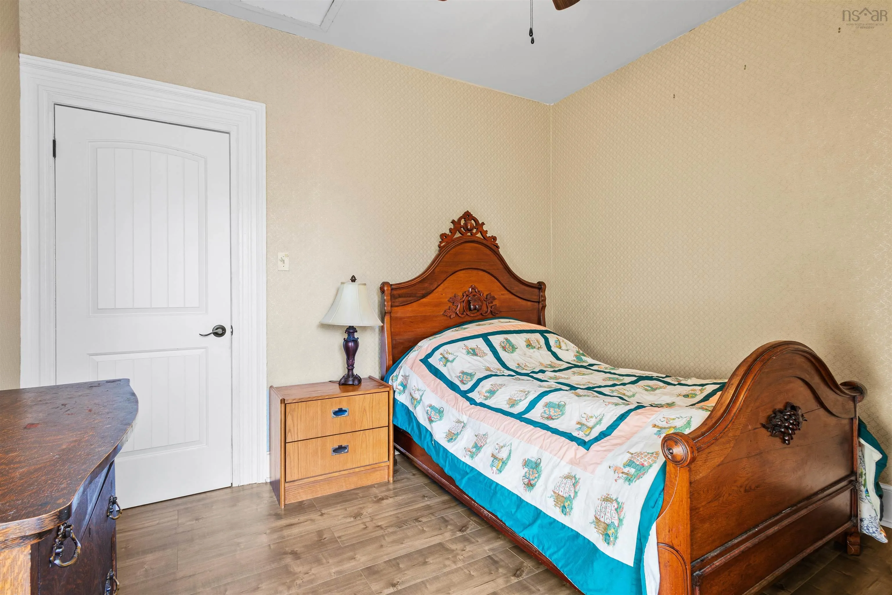 9 Mcdougall Street, Springhill Ns B0m 1x0, 5 Bedrooms Bedrooms, ,2 BathroomsBathrooms,Residential,For Sale,Mcdougall,202504284