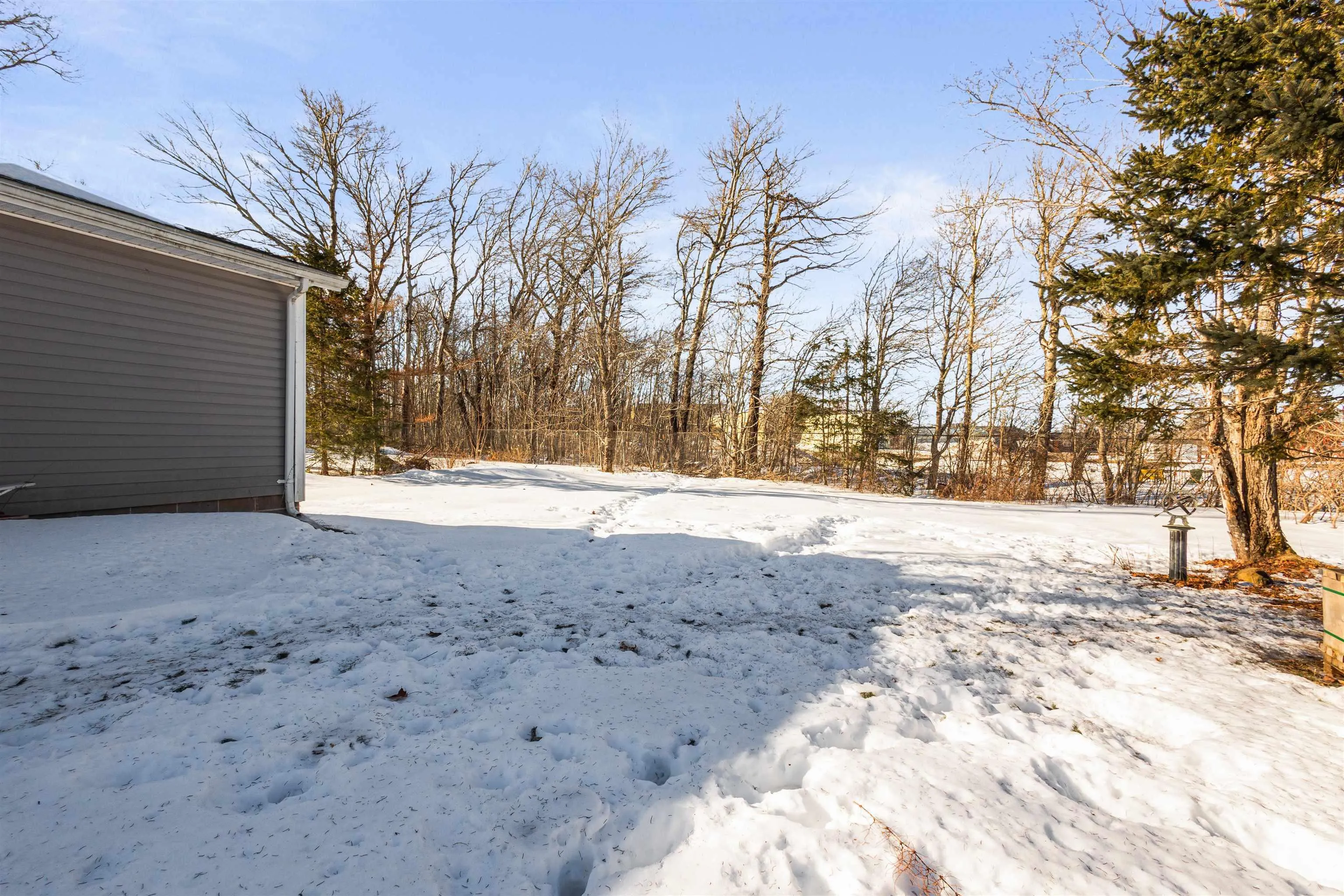 9 Mcdougall Street, Springhill Ns B0m 1x0, 5 Bedrooms Bedrooms, ,2 BathroomsBathrooms,Residential,For Sale,Mcdougall,202504284