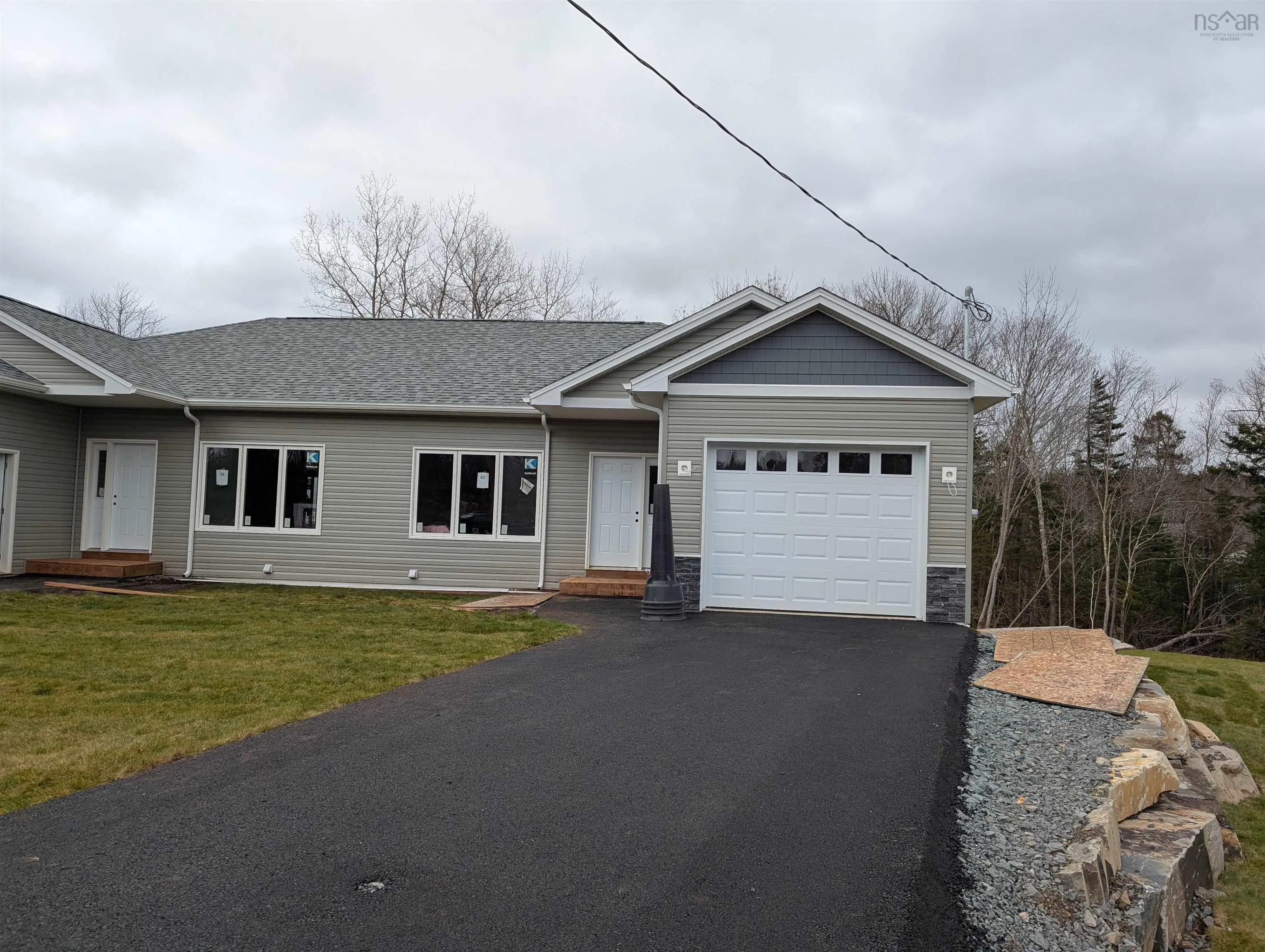 34-40 Shadebush Walk, Upper Sackville Ns B4e 0x8, 3 Bedrooms Bedrooms, ,2 BathroomsBathrooms,Residential,For Sale,Shadebush,202504265