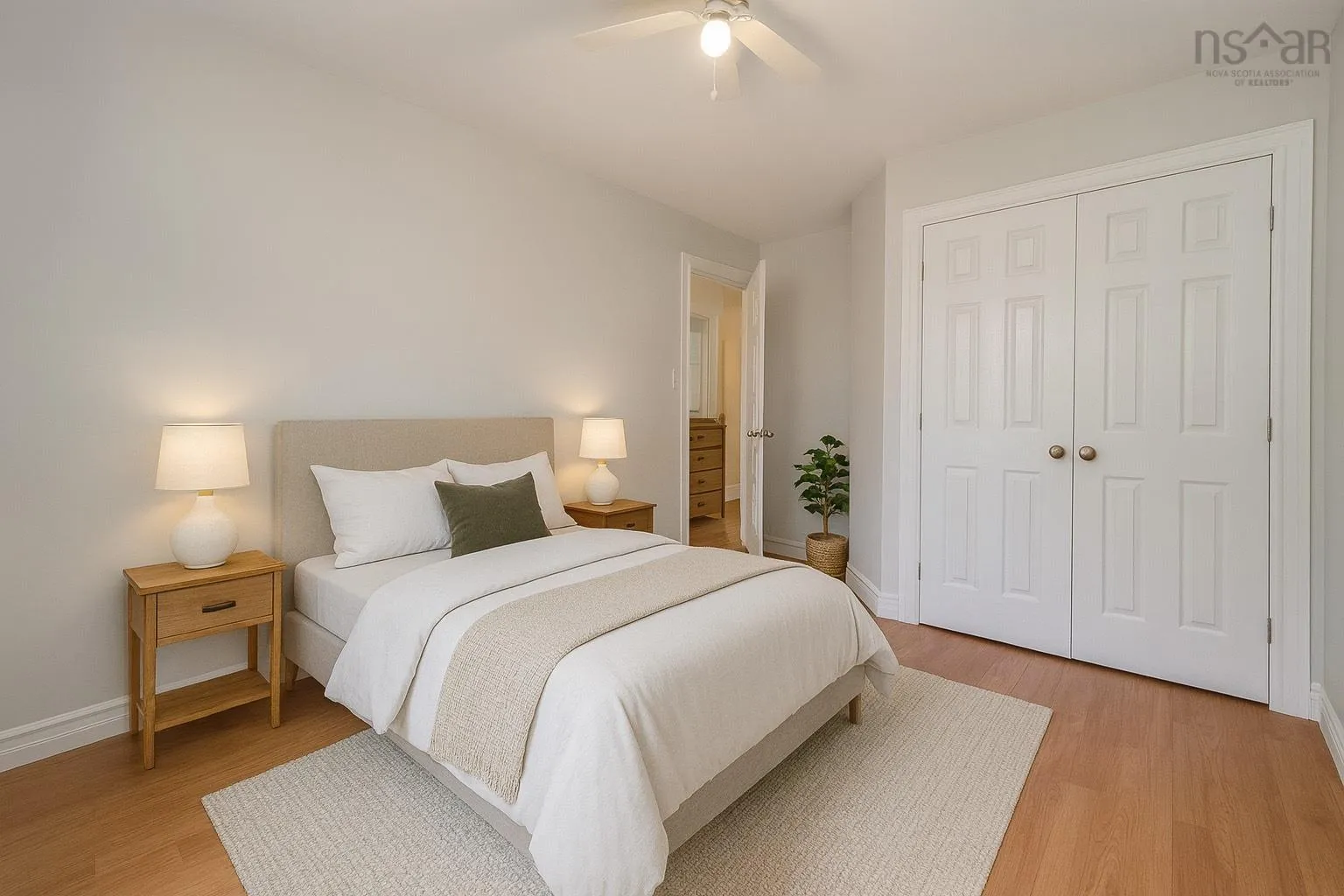 33 Sunnydale Crescent, Bedford, NS B4A 2S6, 4 Bedrooms Bedrooms, ,3 BathroomsBathrooms,Residential,For Sale,Sunnydale,202519276