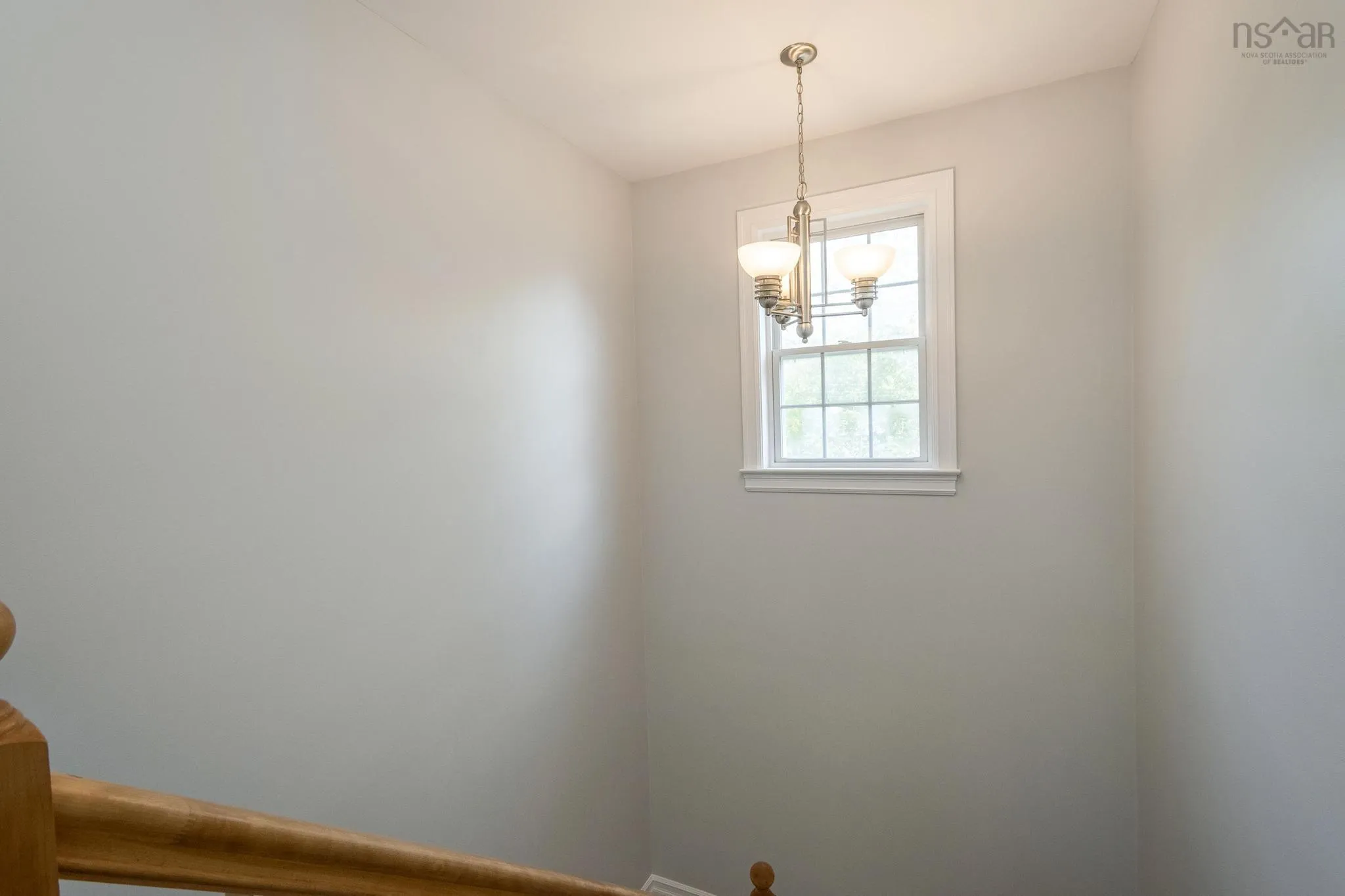 33 Sunnydale Crescent, Bedford, NS B4A 2S6, 4 Bedrooms Bedrooms, ,3 BathroomsBathrooms,Residential,For Sale,Sunnydale,202519276