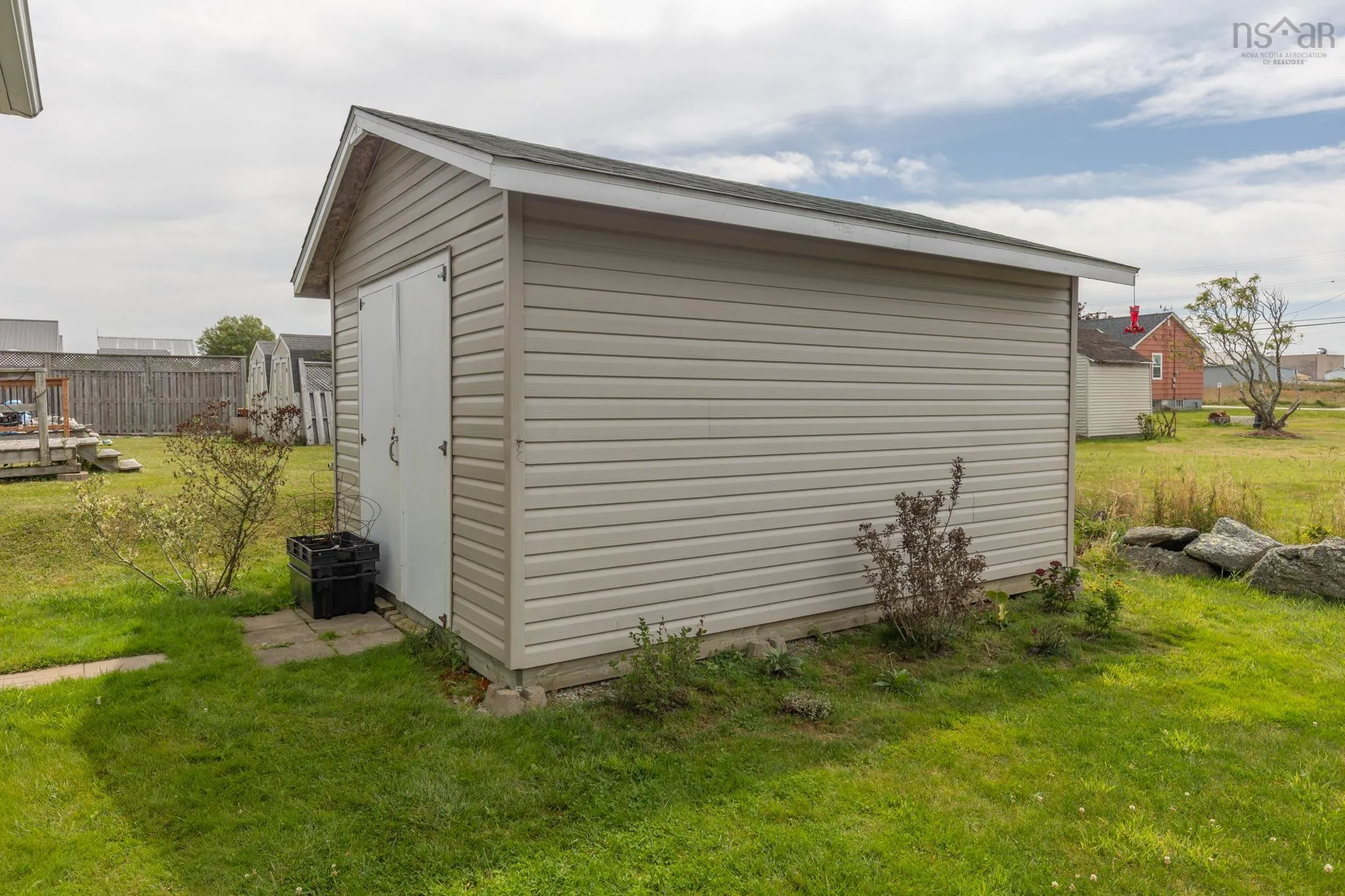 25 Breeze Drive, Yarmouth, NS B5A 4V1, 3 Bedrooms Bedrooms, ,3 BathroomsBathrooms,Residential,For Sale,Breeze,202520130