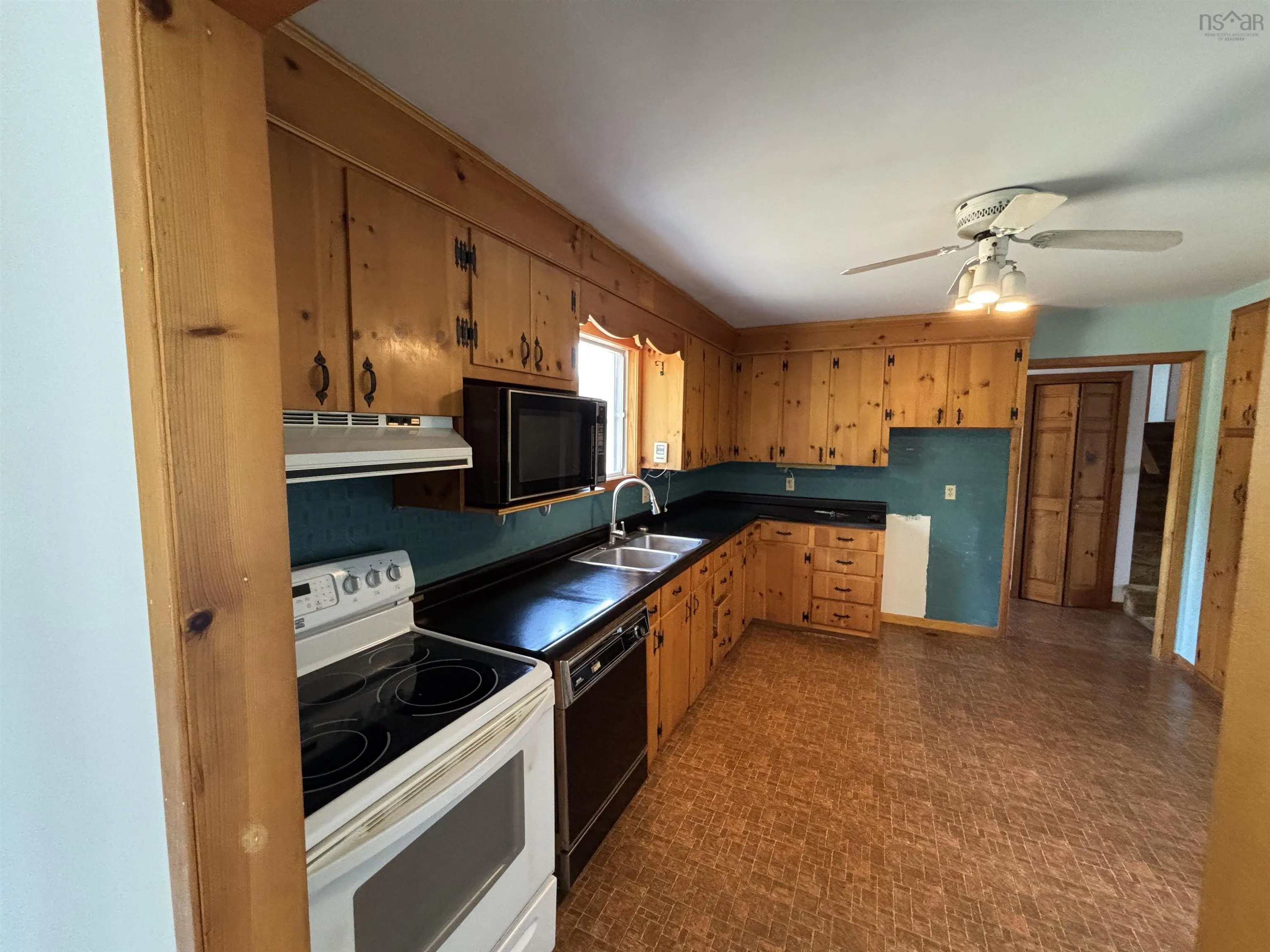 445 Sandy Cove Road, Sandy Cove, NS B0V 1E0, 3 Bedrooms Bedrooms, ,3 BathroomsBathrooms,Residential,For Sale,Sandy Cove,202519867