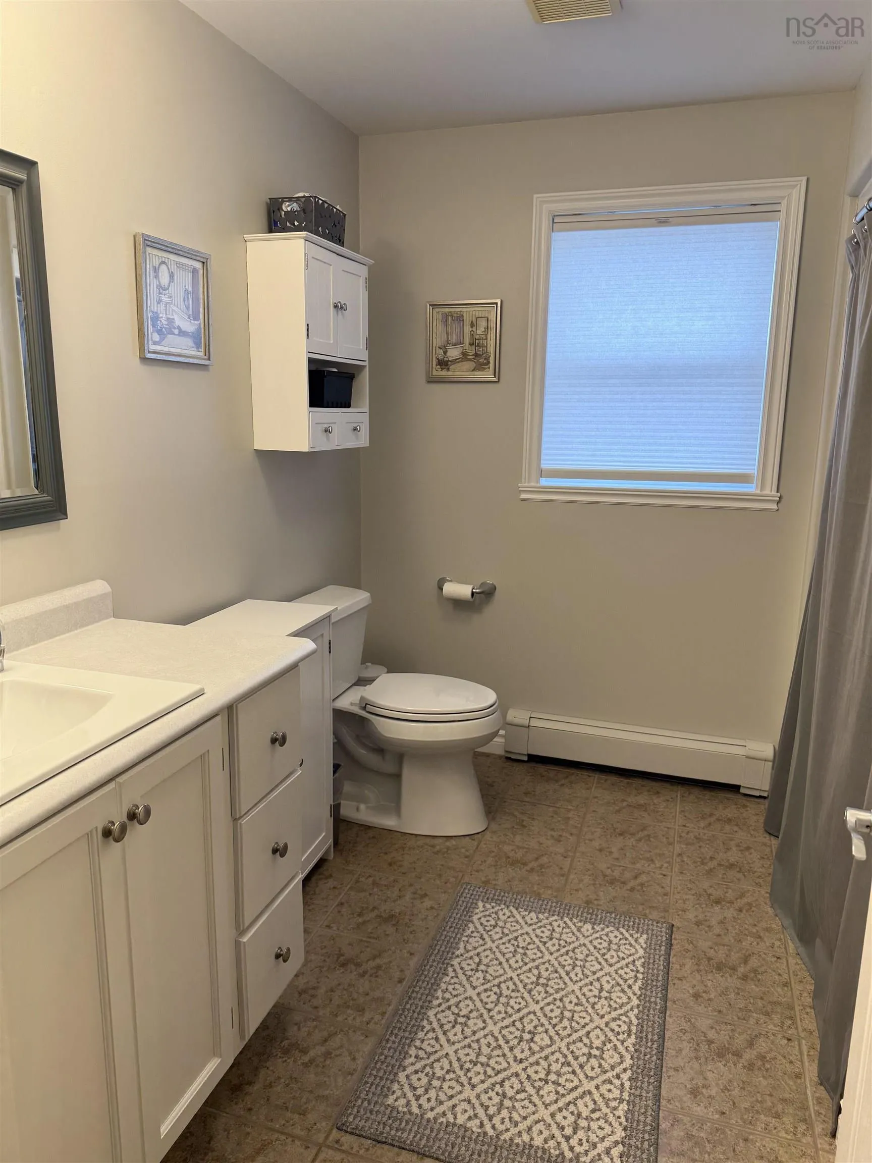 10 Hazelwood Ave Avenue, Lantz, NS B2S 1Y1, 4 Bedrooms Bedrooms, ,2 BathroomsBathrooms,Residential,For Sale,Hazelwood Ave,202521095