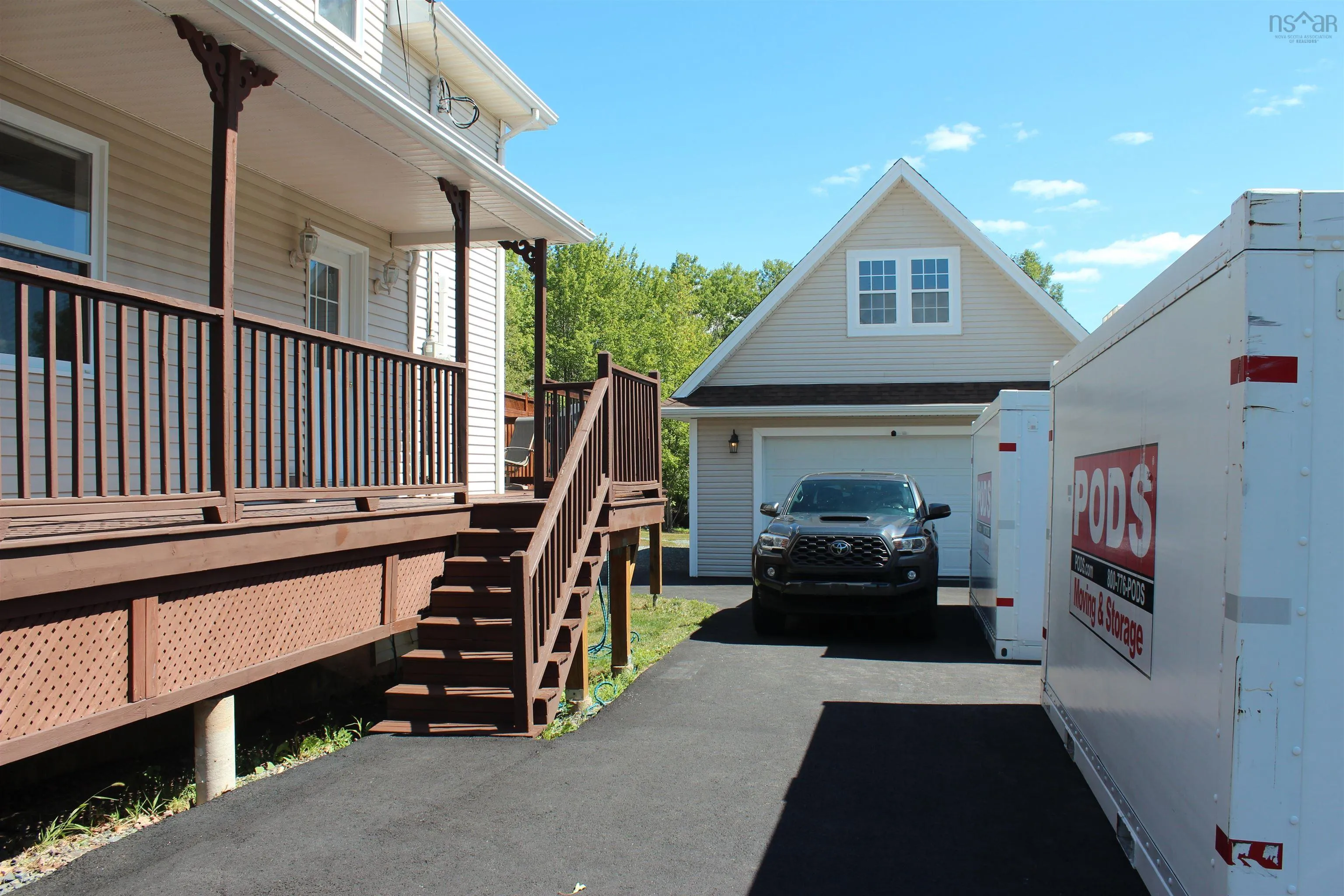 10 Hazelwood Ave Avenue, Lantz, NS B2S 1Y1, 4 Bedrooms Bedrooms, ,2 BathroomsBathrooms,Residential,For Sale,Hazelwood Ave,202521095