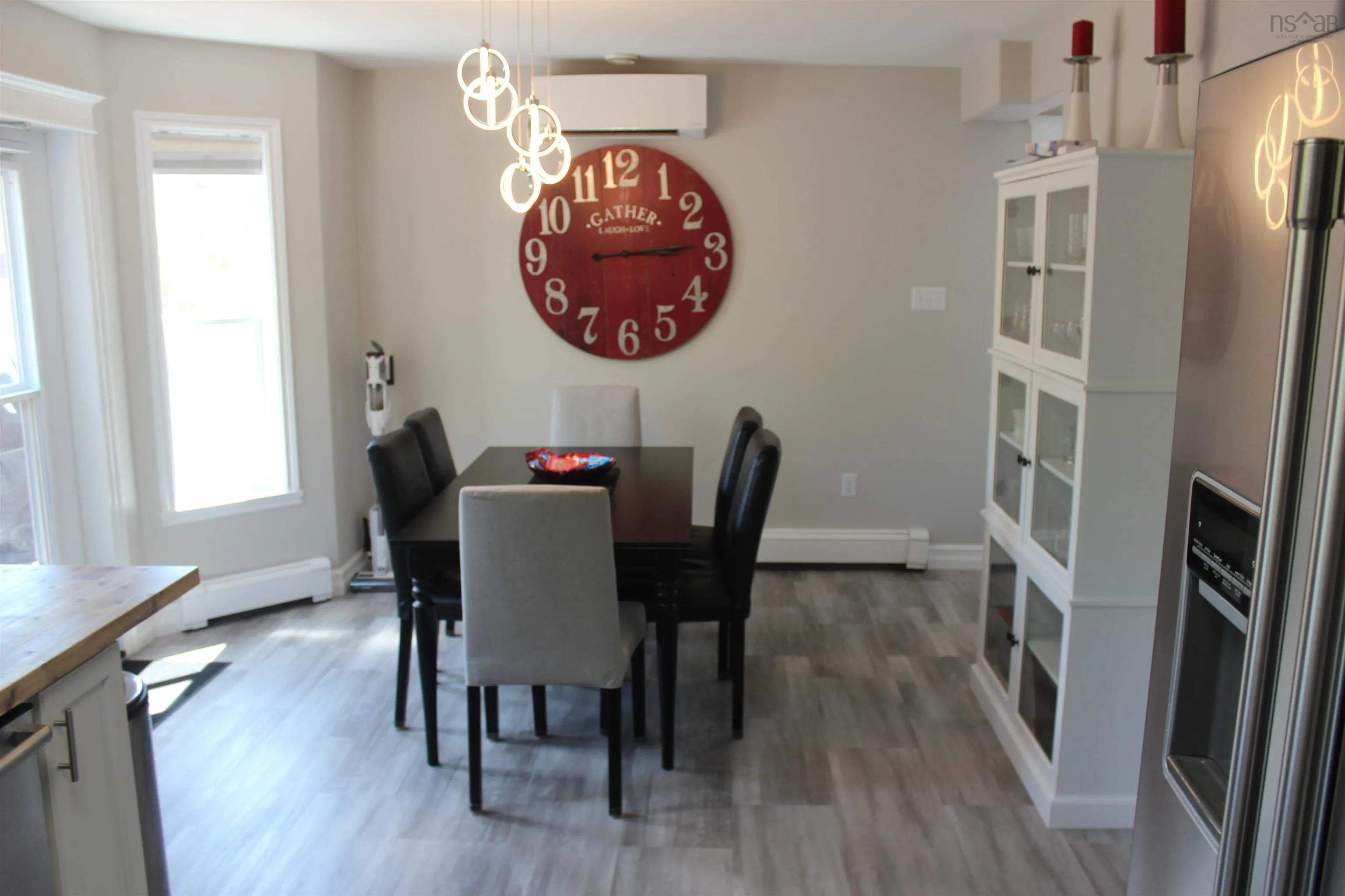 10 Hazelwood Ave Avenue, Lantz, NS B2S 1Y1, 4 Bedrooms Bedrooms, ,2 BathroomsBathrooms,Residential,For Sale,Hazelwood Ave,202521095