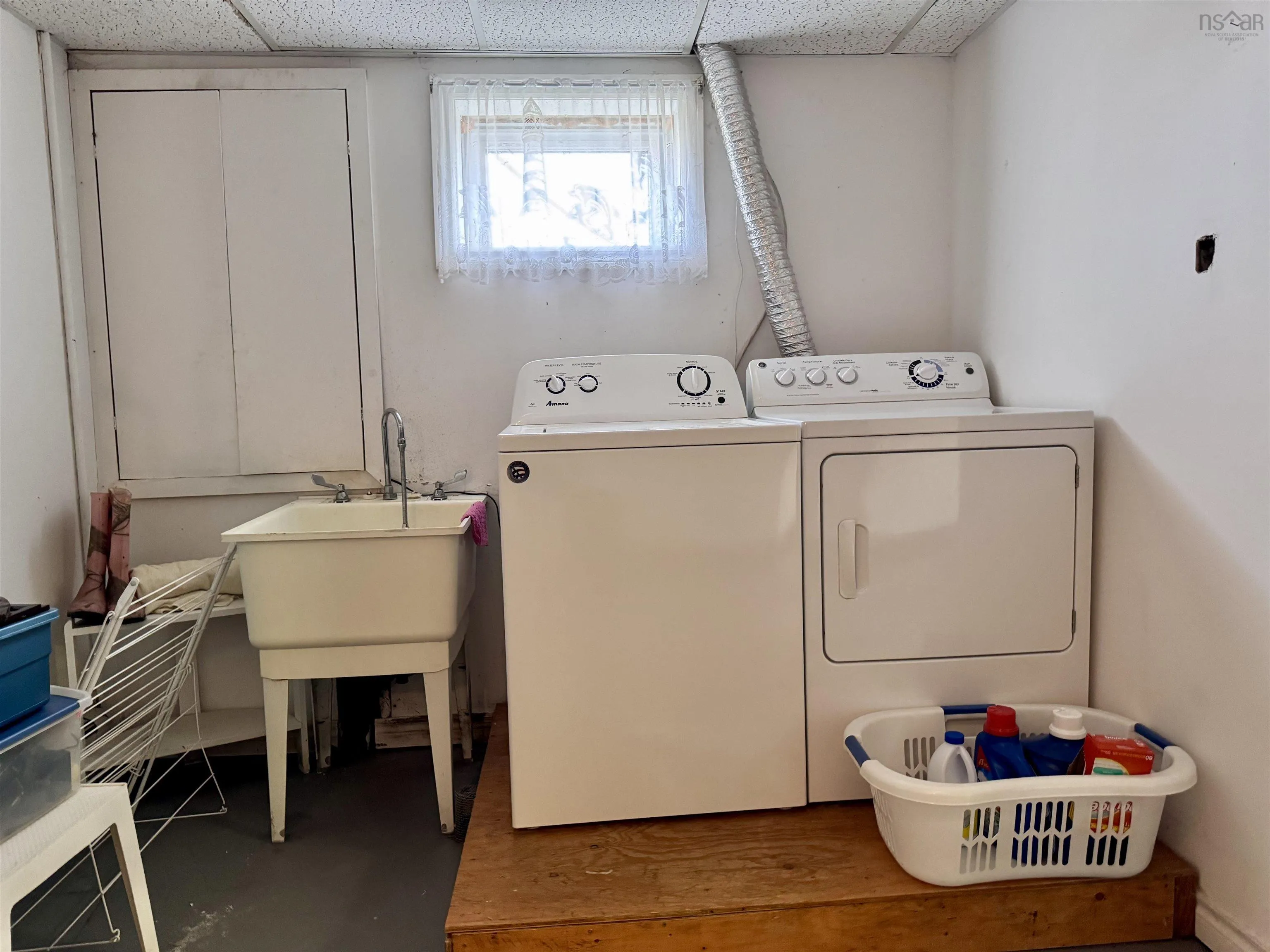 25 Roost Street, Glace Bay, NS B1A 5K1, 3 Bedrooms Bedrooms, ,3 BathroomsBathrooms,Residential,For Sale,Roost Street,202520303