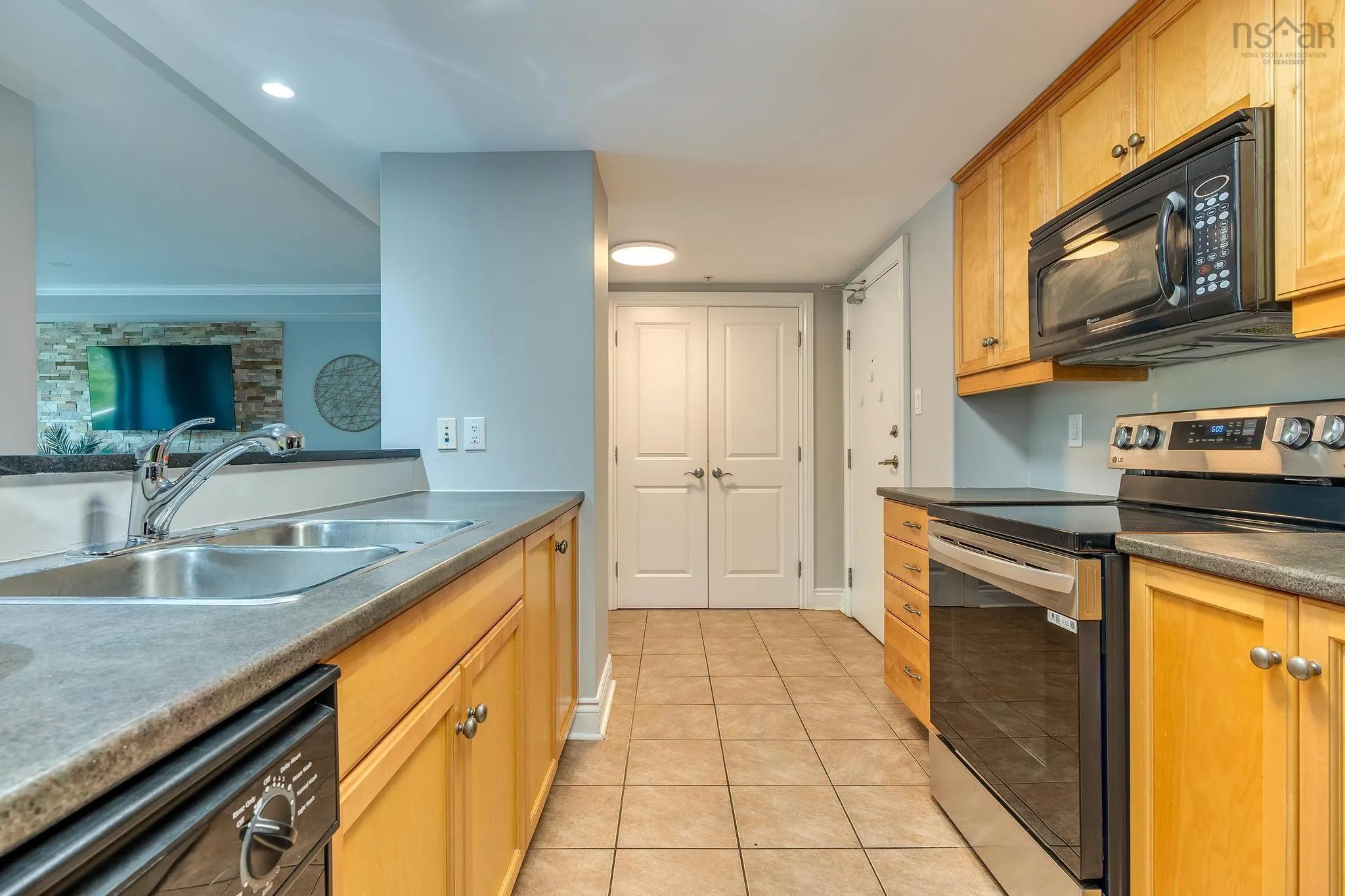 405- 5234 Morris St, Halifax, NS B3J 0A3, 3 Bedrooms Bedrooms, ,2 BathroomsBathrooms,Residential,For Sale,5234 Morris St,202517984