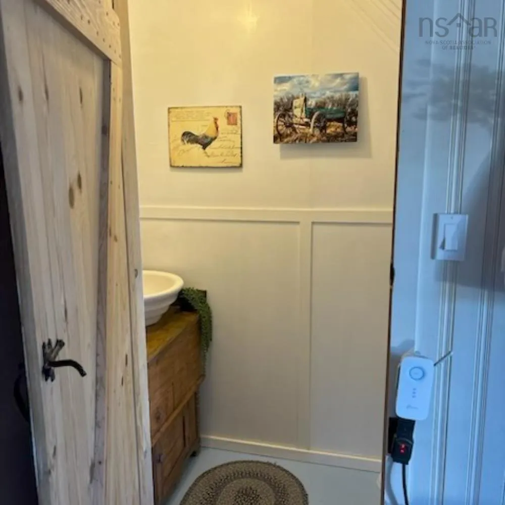 5211 Brooklyn Street, Grafton, NS B0P 1E0, 4 Bedrooms Bedrooms, ,2 BathroomsBathrooms,Residential,For Sale,Brooklyn,202521571