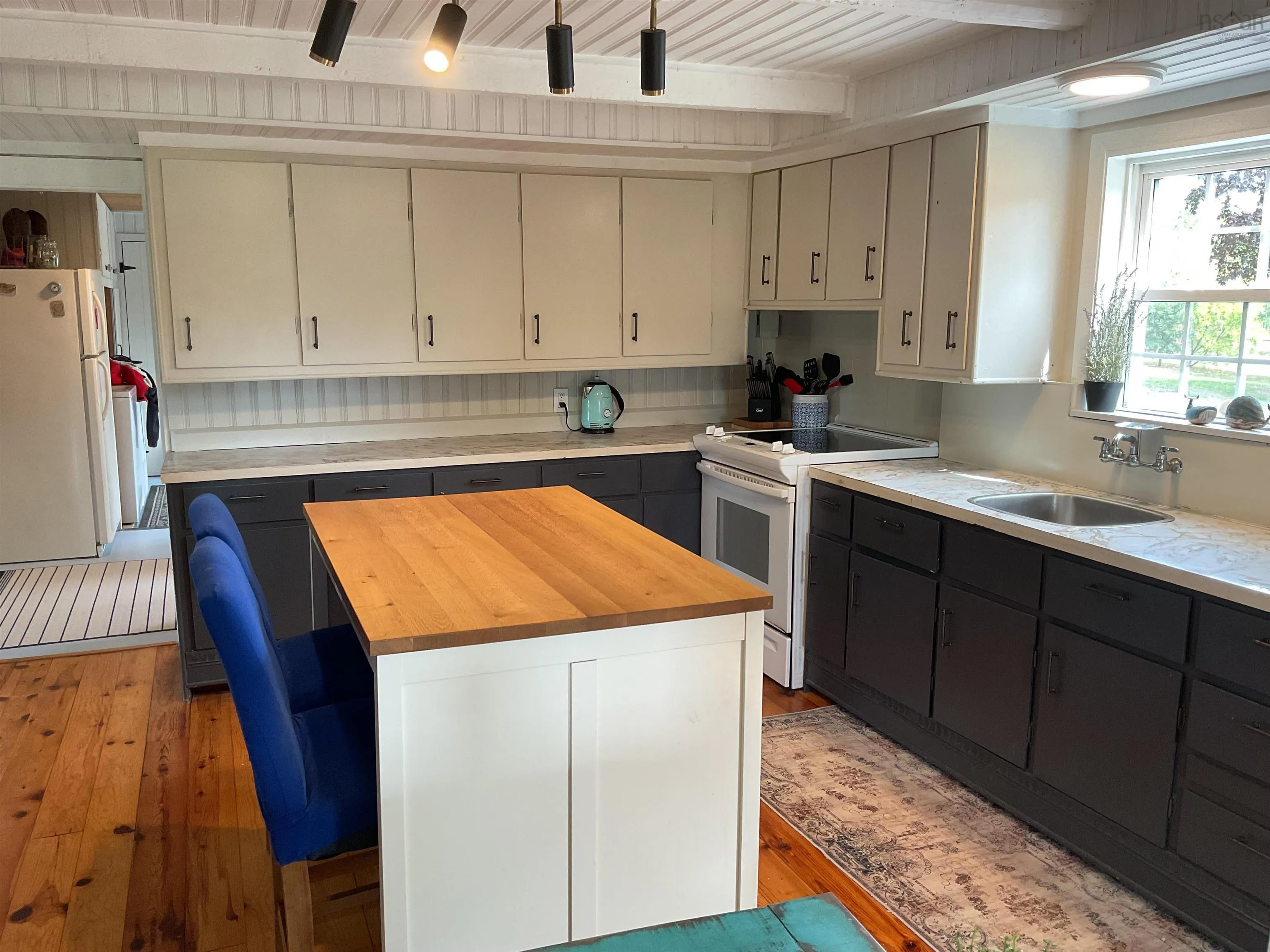 5211 Brooklyn Street, Grafton, NS B0P 1E0, 4 Bedrooms Bedrooms, ,2 BathroomsBathrooms,Residential,For Sale,Brooklyn,202521571