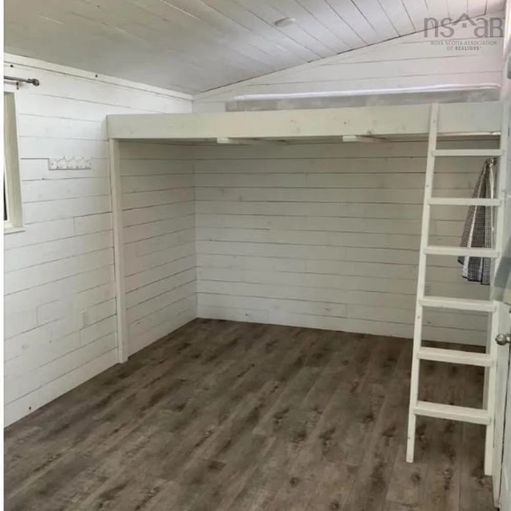 5211 Brooklyn Street, Grafton, NS B0P 1E0, 4 Bedrooms Bedrooms, ,2 BathroomsBathrooms,Residential,For Sale,Brooklyn,202521571