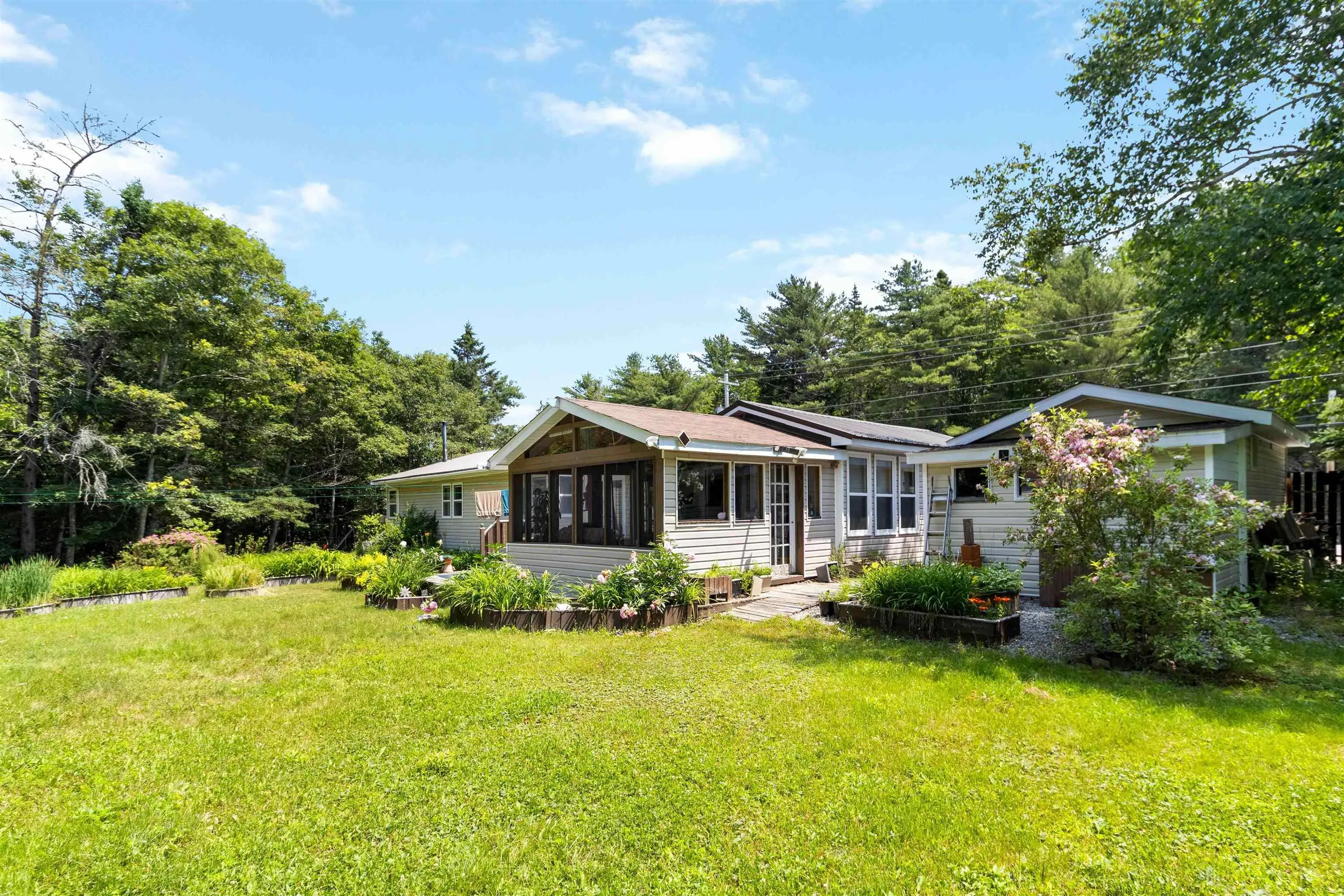 6736 Highway 3, Martins Point, NS B0J 2E0, 4 Bedrooms Bedrooms, ,2 BathroomsBathrooms,Residential,For Sale,Highway 3,202516975