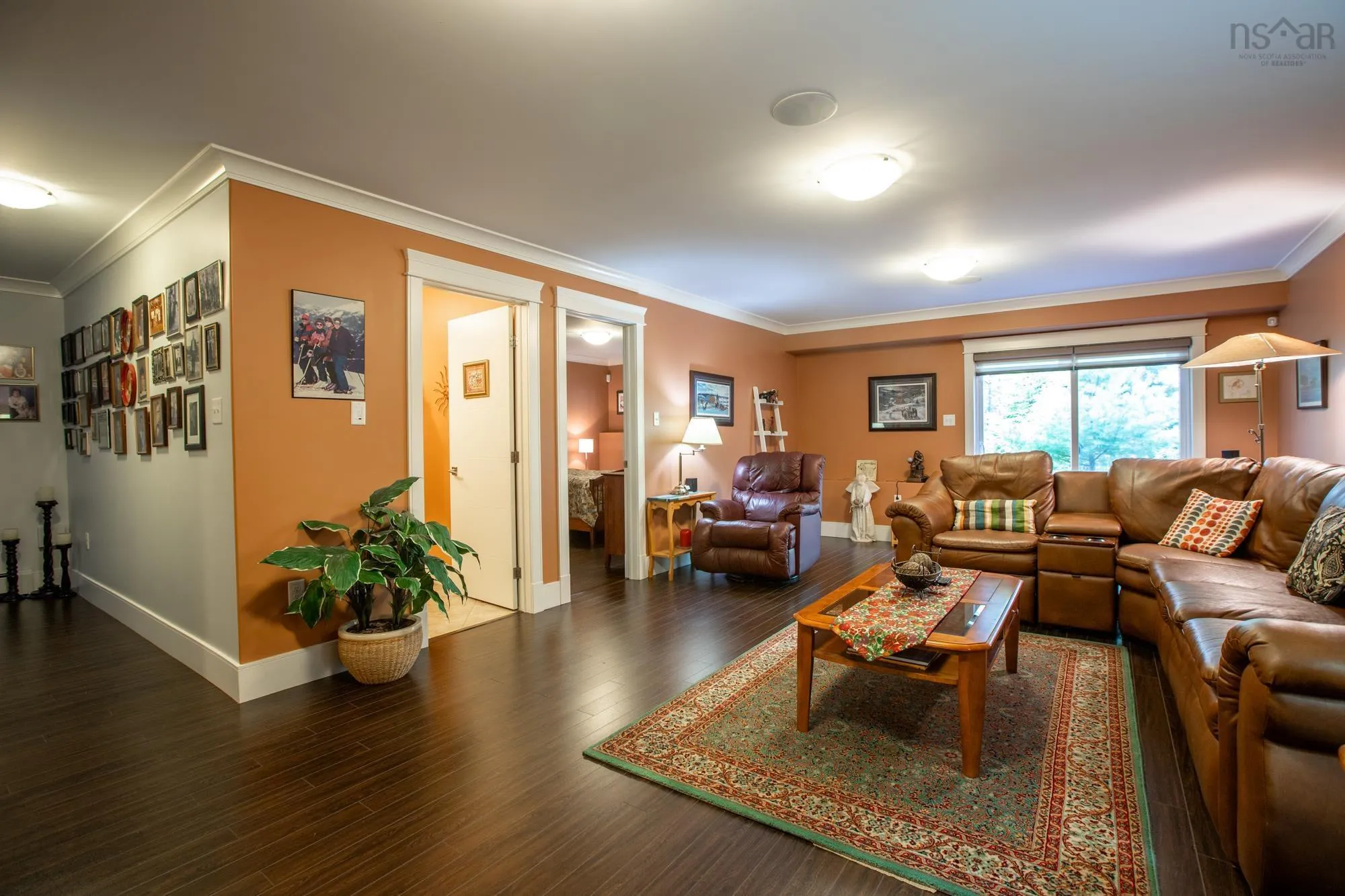 34 Fairwinds Place, Bedford, NS B4A 0H7, 3 Bedrooms Bedrooms, ,3 BathroomsBathrooms,Residential,For Sale,Fairwinds,202523155