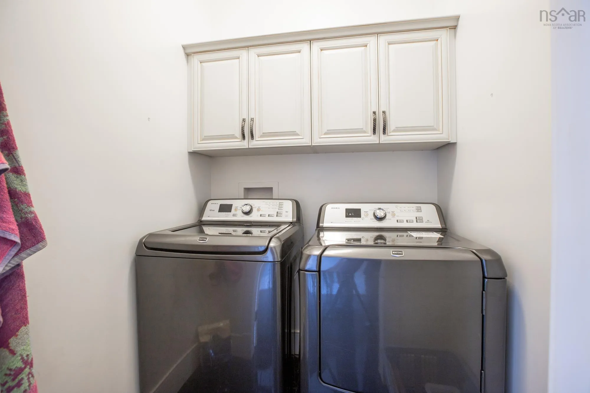 34 Fairwinds Place, Bedford, NS B4A 0H7, 3 Bedrooms Bedrooms, ,3 BathroomsBathrooms,Residential,For Sale,Fairwinds,202523155