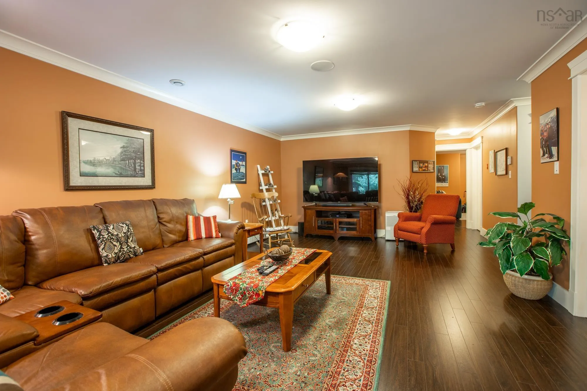 34 Fairwinds Place, Bedford, NS B4A 0H7, 3 Bedrooms Bedrooms, ,3 BathroomsBathrooms,Residential,For Sale,Fairwinds,202523155