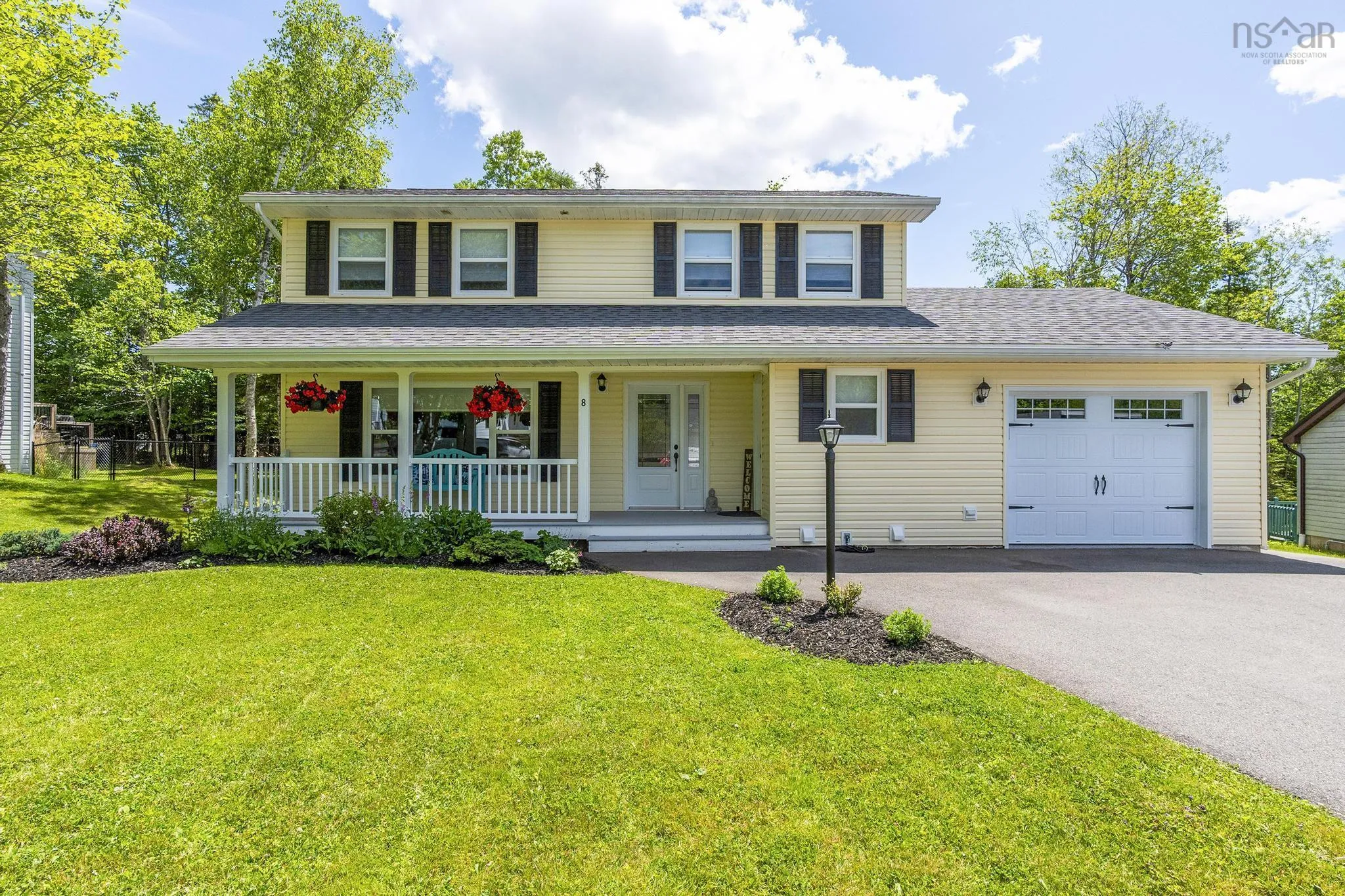 8 Heritage Place, Truro, NS B2N 6J5, 3 Bedrooms Bedrooms, ,4 BathroomsBathrooms,Residential,For Sale,Heritage,202519500