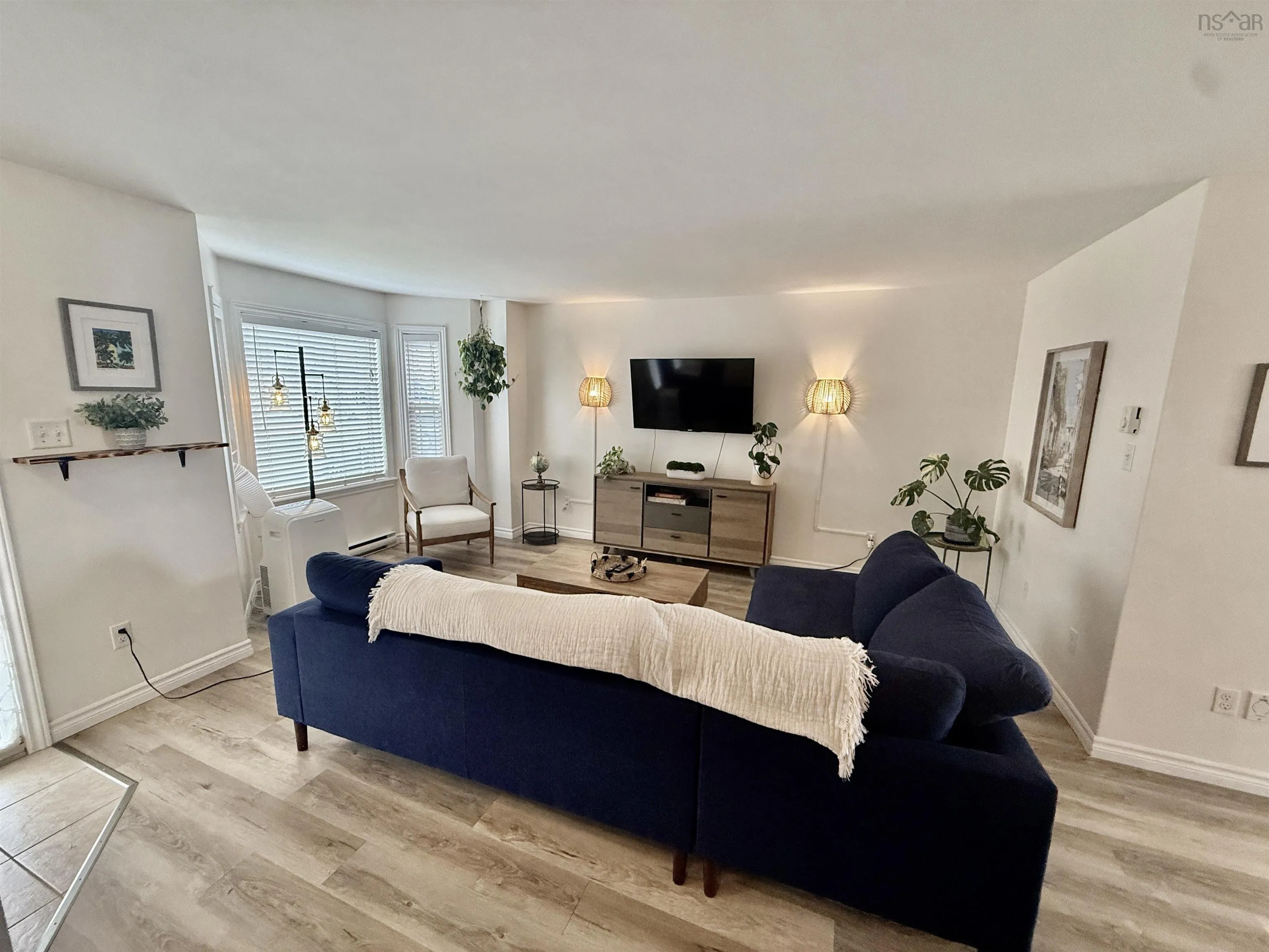 201 Nadia Drive, Dartmouth, NS B3A 0B1, 3 Bedrooms Bedrooms, ,3 BathroomsBathrooms,Residential,For Sale,Nadia,202522648