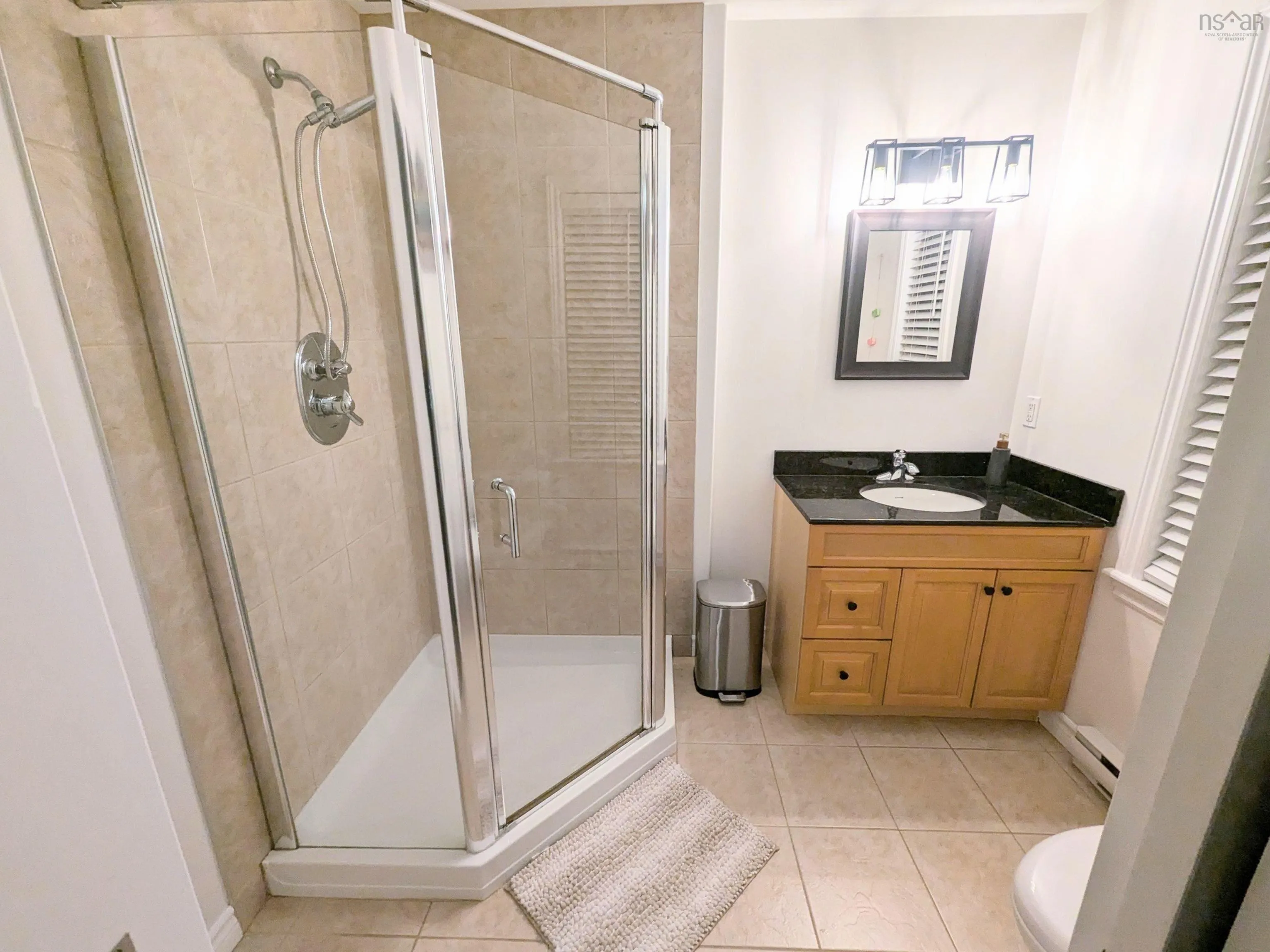 201 Nadia Drive, Dartmouth, NS B3A 0B1, 3 Bedrooms Bedrooms, ,3 BathroomsBathrooms,Residential,For Sale,Nadia,202522648