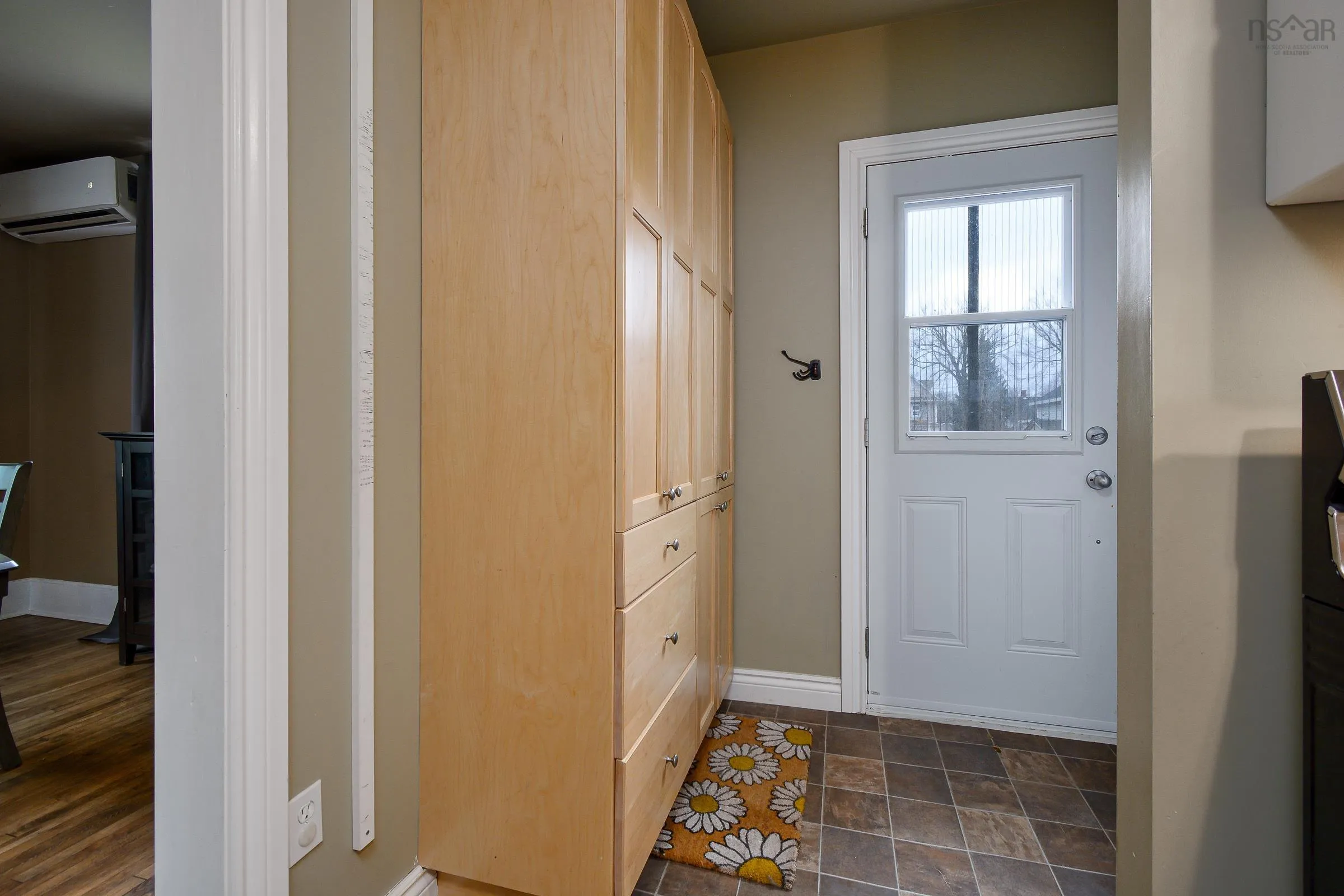 59 Milton Street, Sydney, NS B1P 4L9, 3 Bedrooms Bedrooms, ,2 BathroomsBathrooms,Residential,For Sale,Milton,202521207
