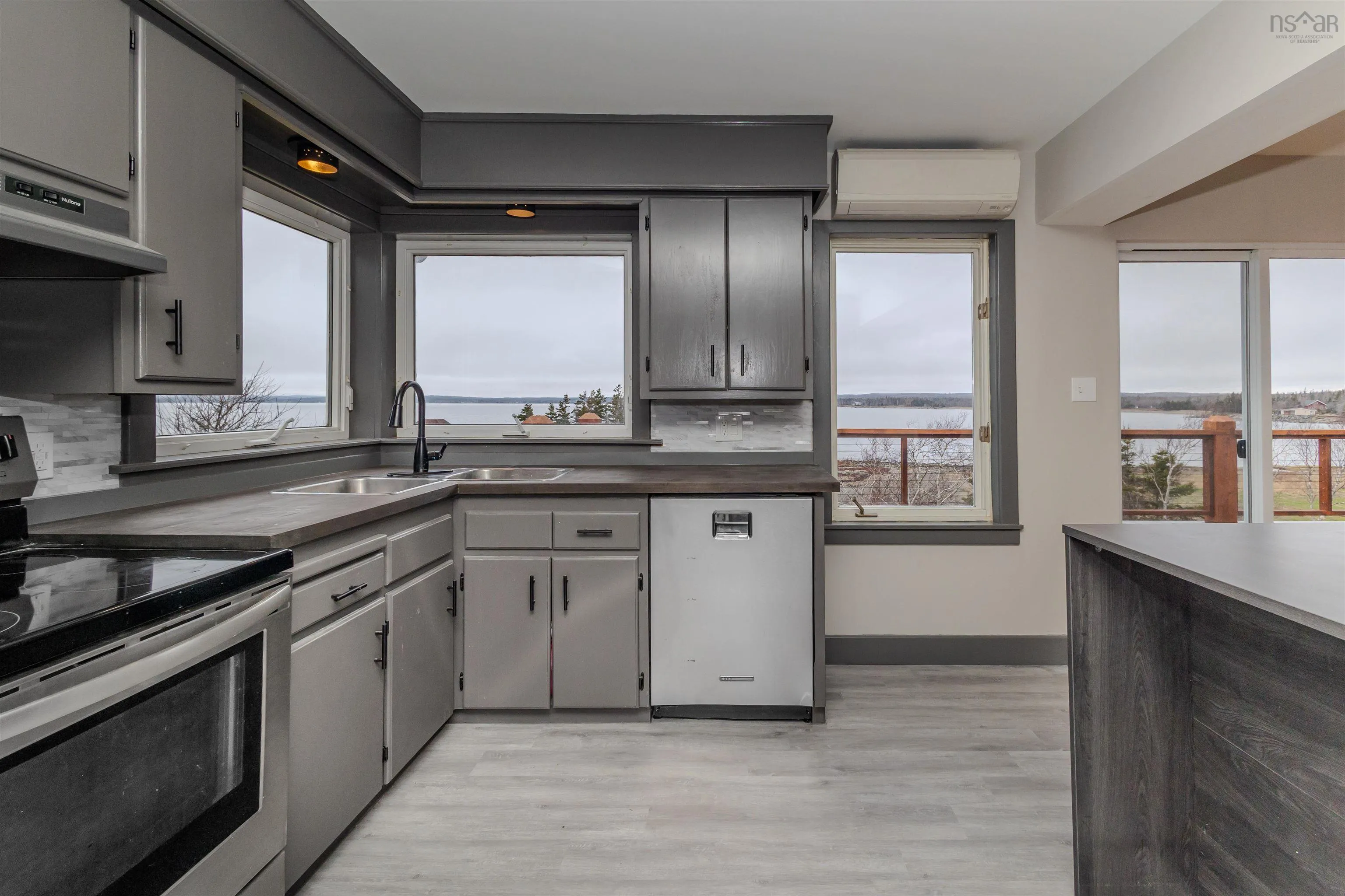 130 Scottsdale Lane, Round Island Ns B1b 1p7, 5 Bedrooms Bedrooms, ,2 BathroomsBathrooms,Residential,For Sale,Scottsdale,202509179