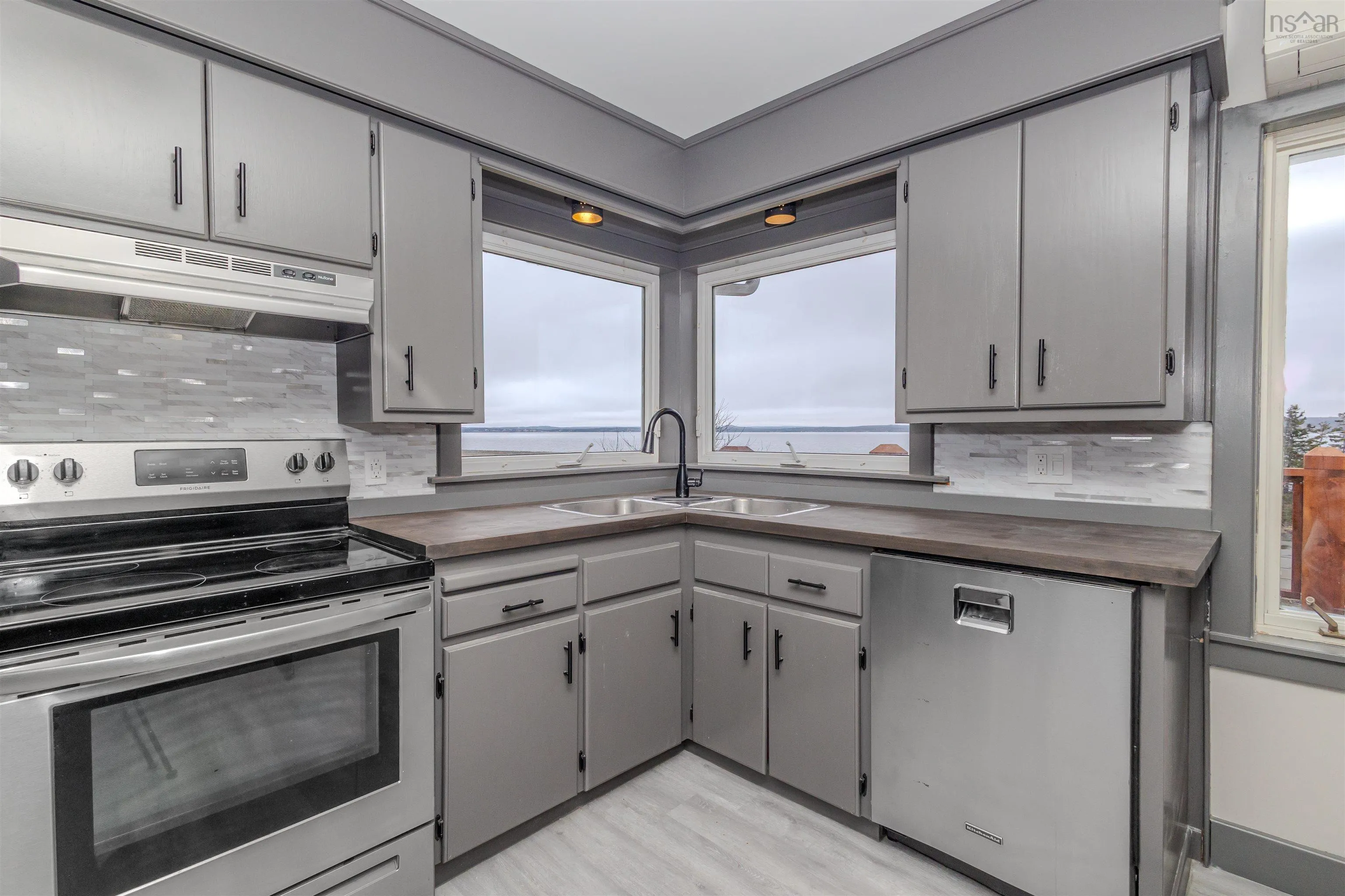 130 Scottsdale Lane, Round Island Ns B1b 1p7, 5 Bedrooms Bedrooms, ,2 BathroomsBathrooms,Residential,For Sale,Scottsdale,202509179