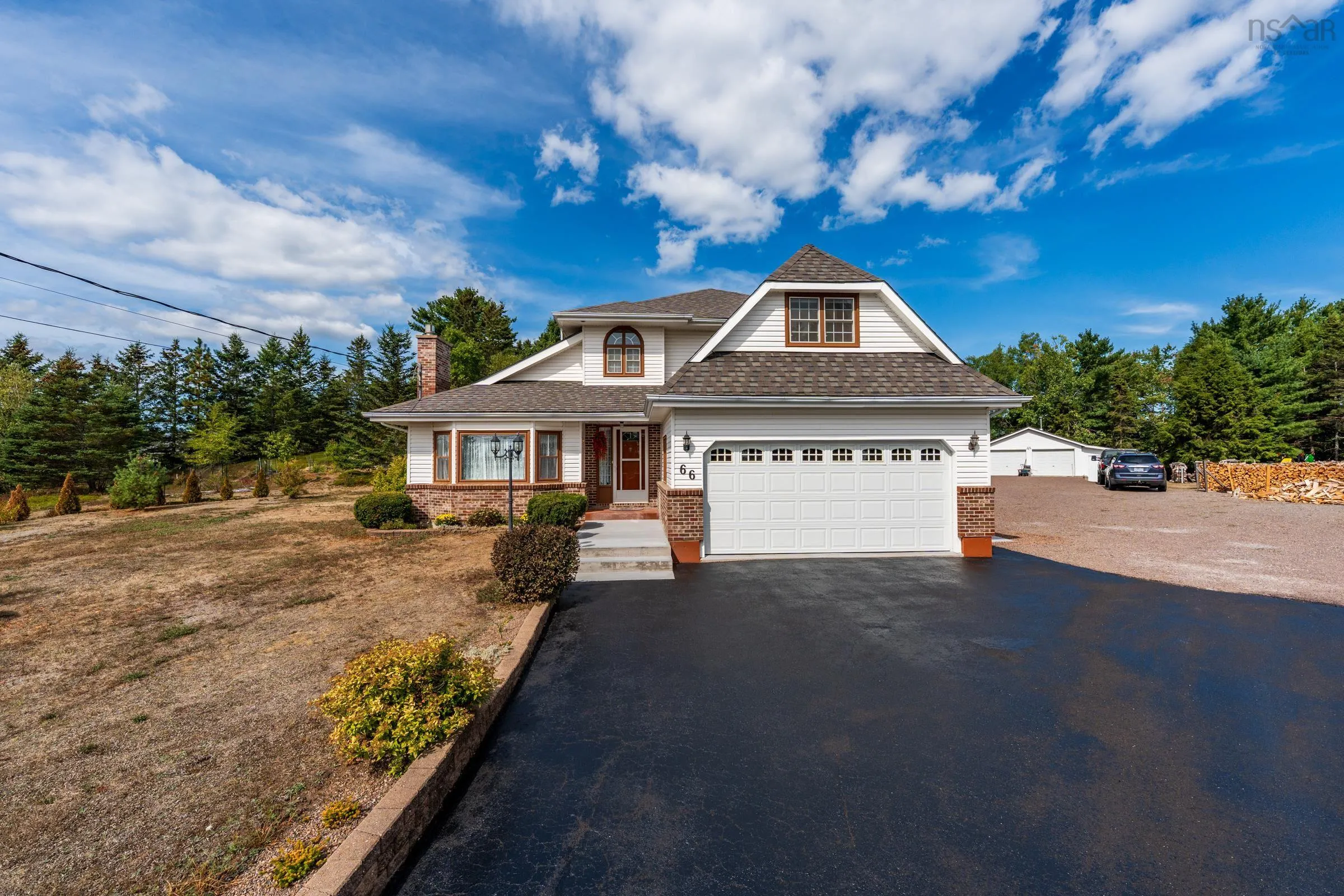 66 Dahlgren Crescent, North Kingston, NS B0P 1R0, 4 Bedrooms Bedrooms, ,3 BathroomsBathrooms,Residential,For Sale,Dahlgren,202522950
