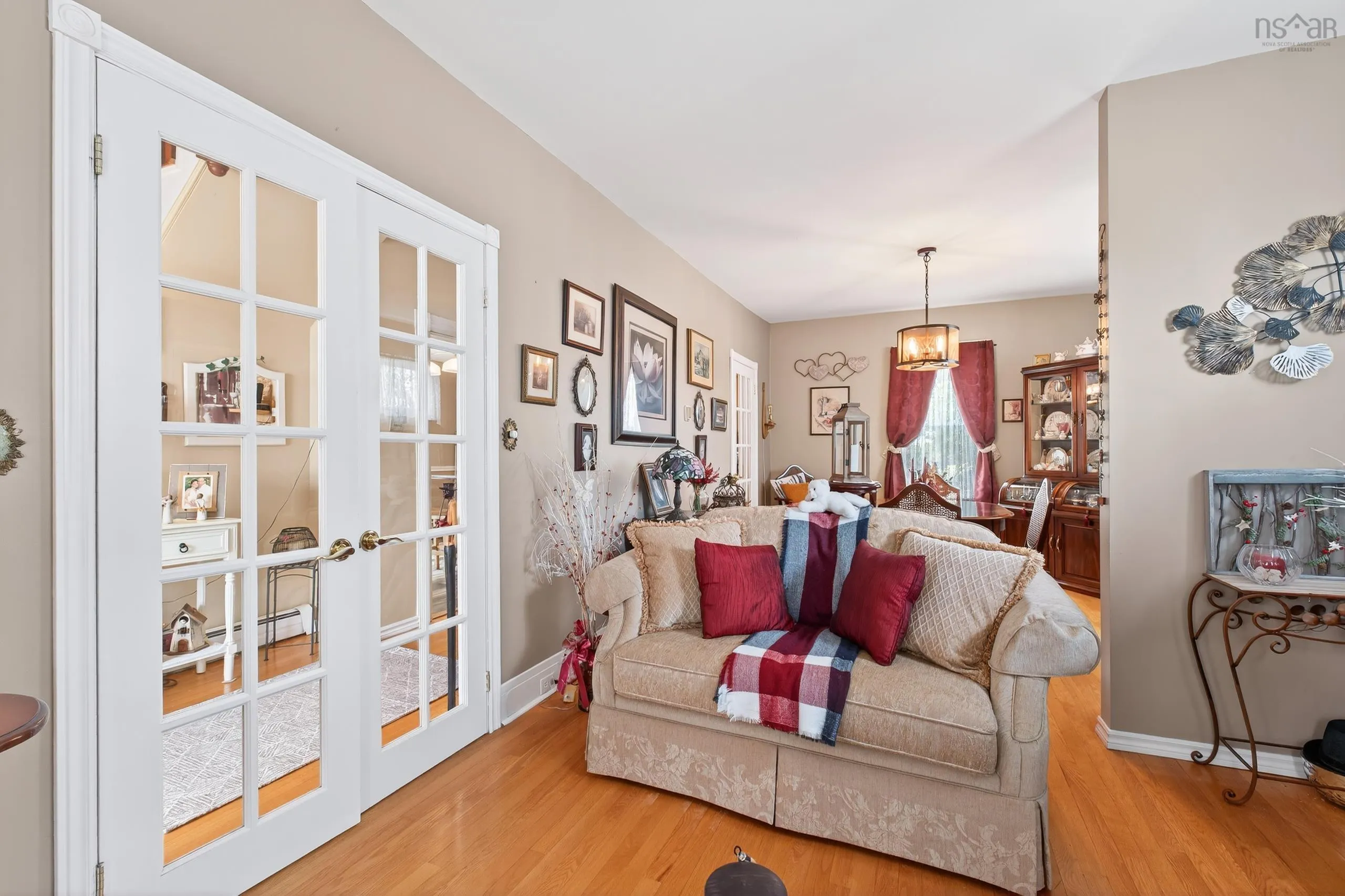 411 Townsend Street, Sydney, NS B1P 6G3, 3 Bedrooms Bedrooms, ,1 BathroomBathrooms,Residential,For Sale,Townsend Street,202521312