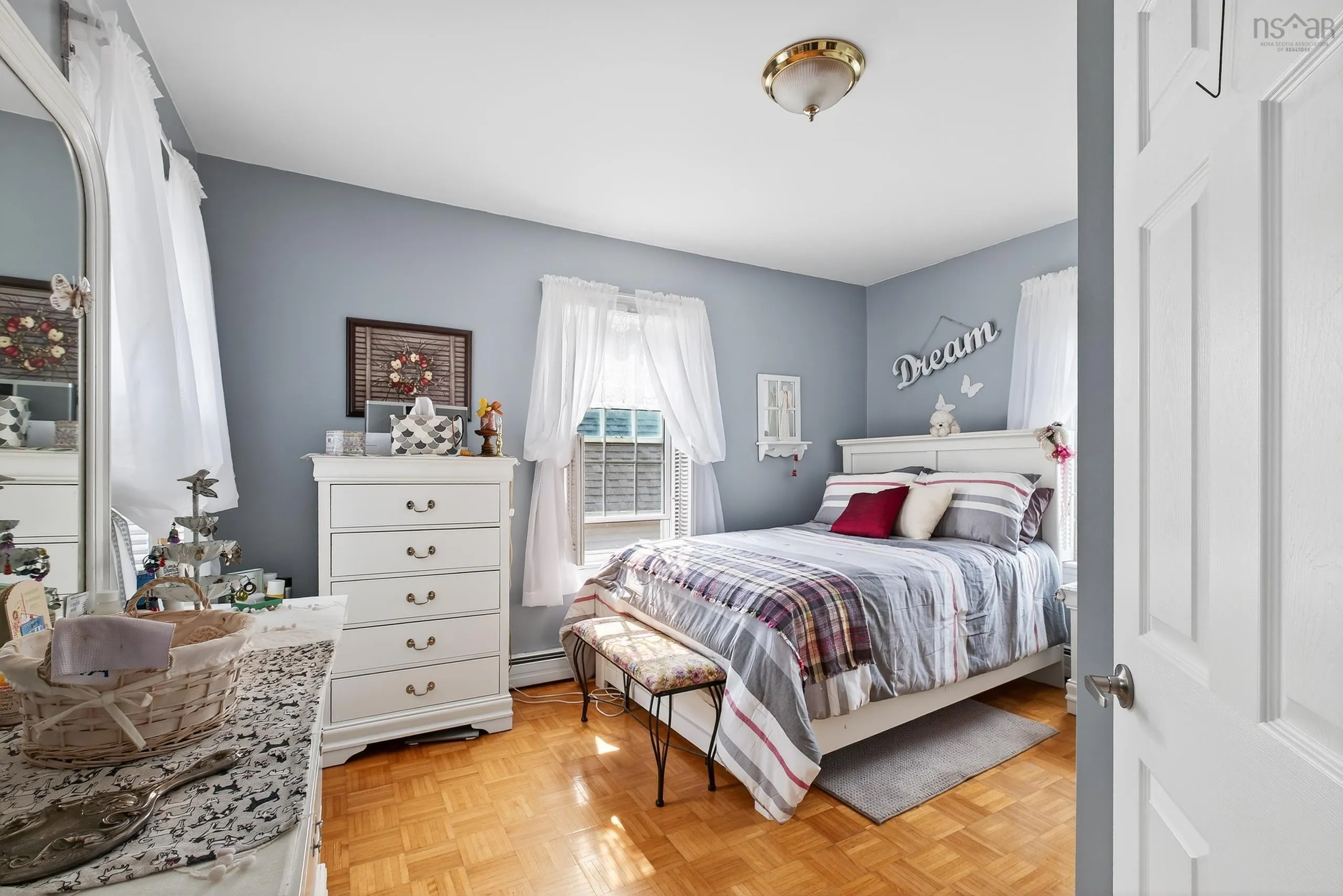411 Townsend Street, Sydney, NS B1P 6G3, 3 Bedrooms Bedrooms, ,1 BathroomBathrooms,Residential,For Sale,Townsend Street,202521312