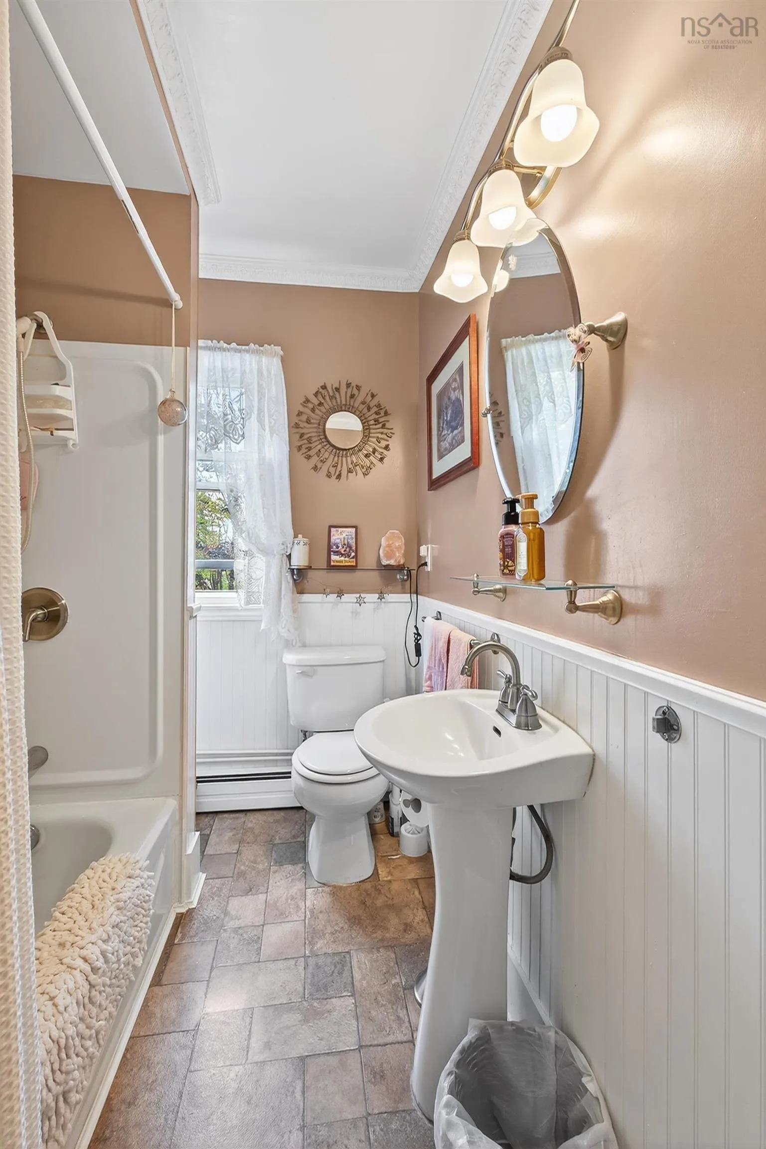 411 Townsend Street, Sydney, NS B1P 6G3, 3 Bedrooms Bedrooms, ,1 BathroomBathrooms,Residential,For Sale,Townsend Street,202521312