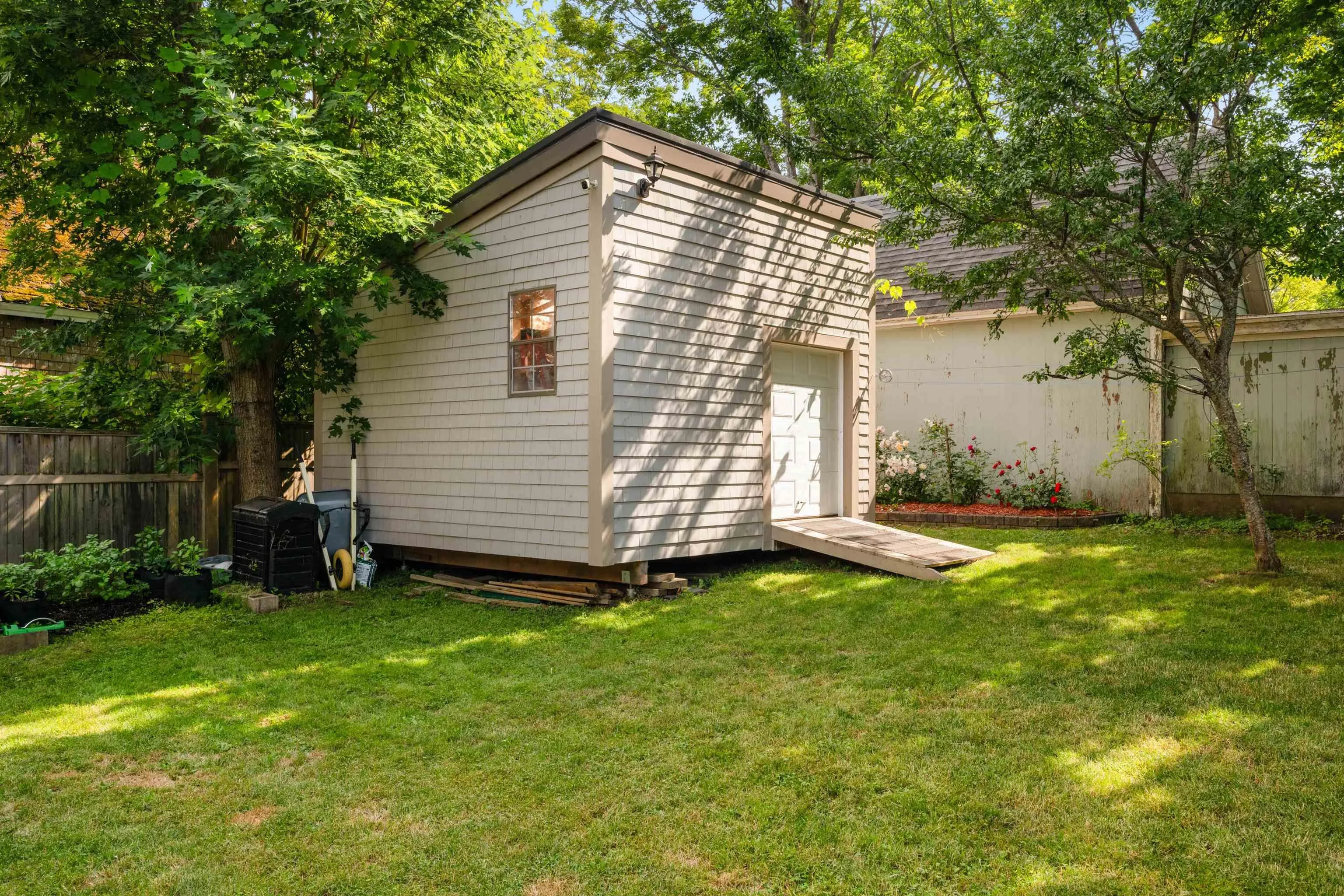 153 Pleasant Street, Bridgewater, NS B4V 1N4, 5 Bedrooms Bedrooms, ,3 BathroomsBathrooms,Residential,For Sale,Pleasant,202518019