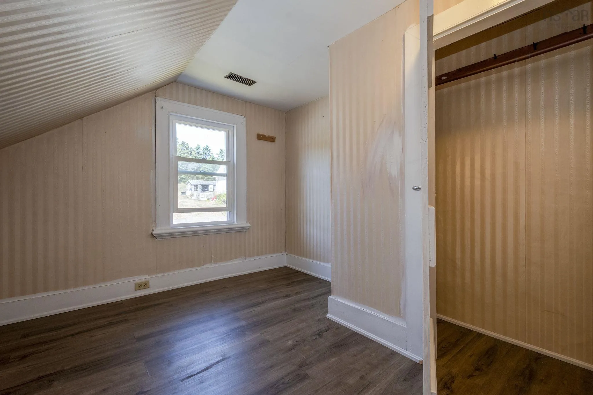 240 217 Highway, Freeport, NS B0V 1B0, 4 Bedrooms Bedrooms, ,2 BathroomsBathrooms,Residential,For Sale,217,202522355