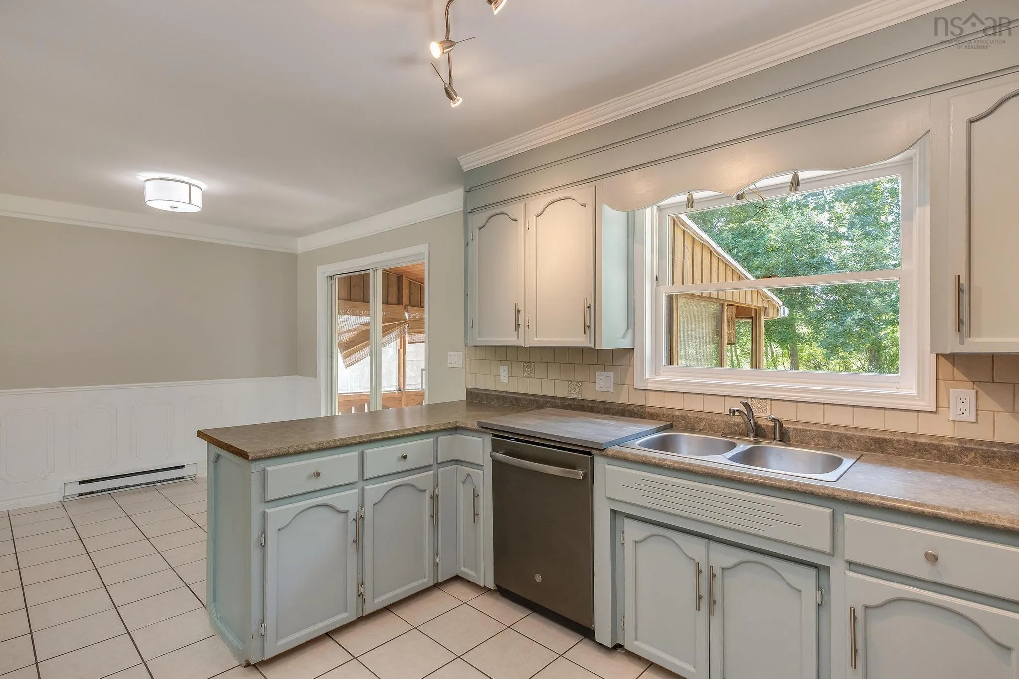 965 Labrador Lane, Greenwood, NS B0P 1N0, 3 Bedrooms Bedrooms, ,2 BathroomsBathrooms,Residential,For Sale,Labrador Lane,202518547