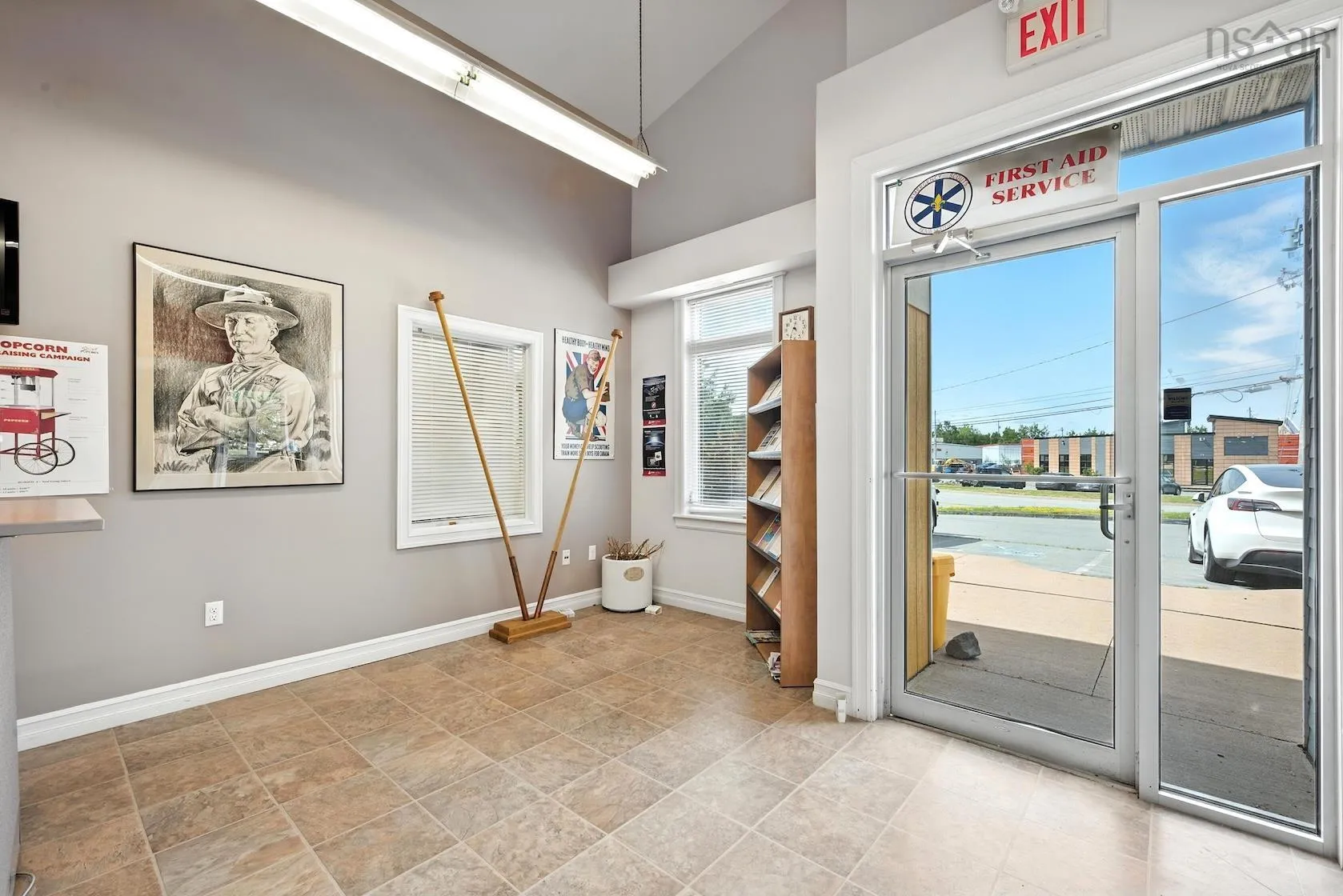 84 Thorne Avenue, Dartmouth, NS B3B 1Y5, ,Commercial Sale,For Sale,Thorne,202517892