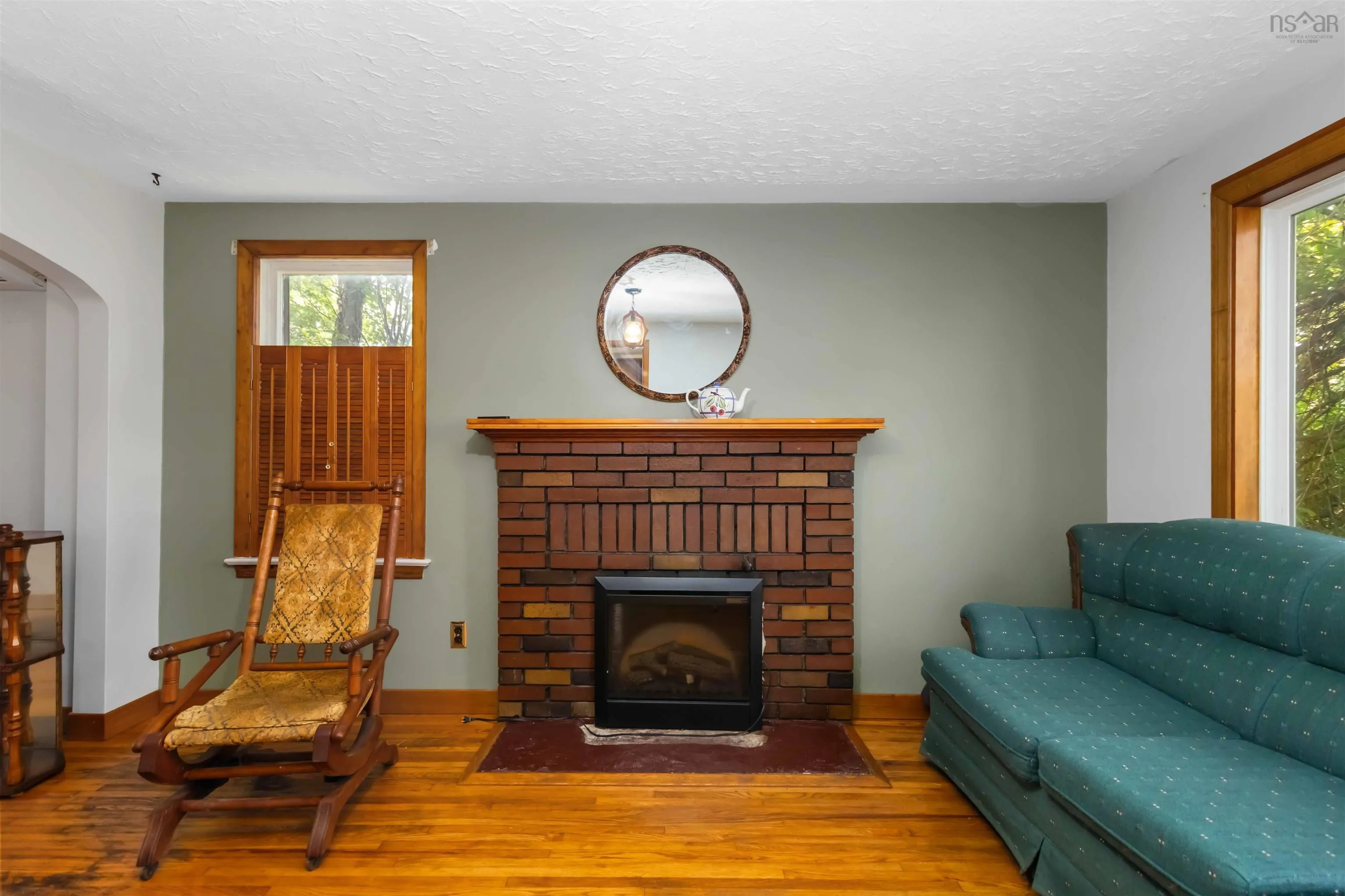 182 Caledonia Road, Dartmouth, NS B2X 1L4, 3 Bedrooms Bedrooms, ,2 BathroomsBathrooms,Residential,For Sale,Caledonia,202520544