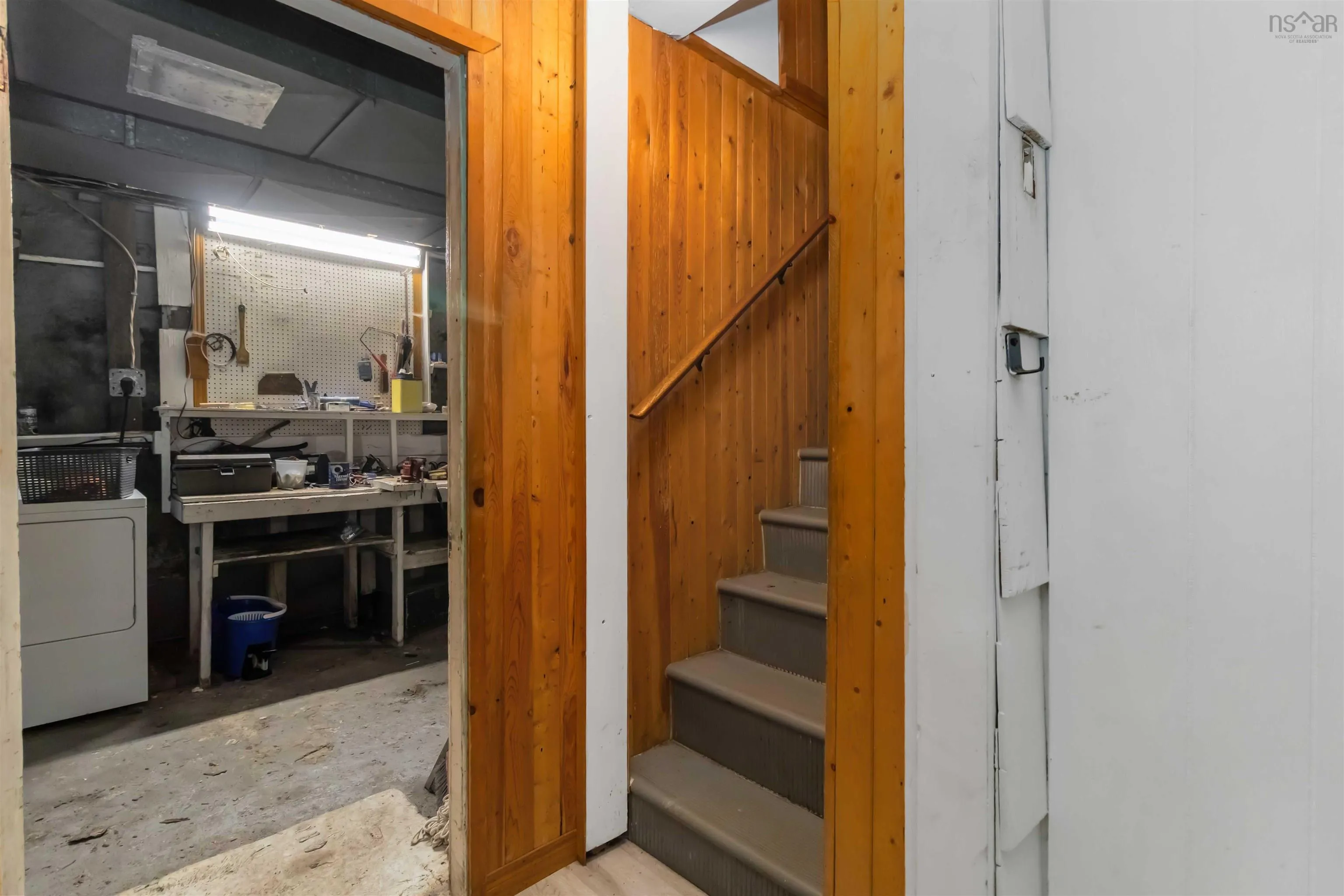 182 Caledonia Road, Dartmouth, NS B2X 1L4, 3 Bedrooms Bedrooms, ,2 BathroomsBathrooms,Residential,For Sale,Caledonia,202520544
